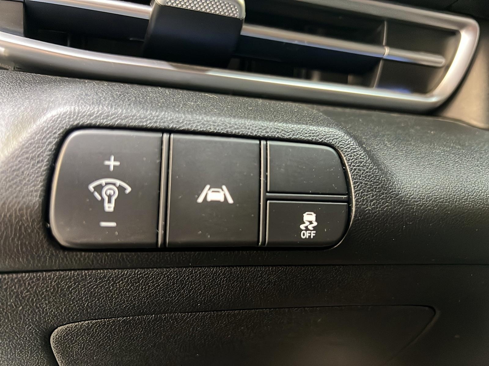 Hyundai Elantra 2023 - Image #22