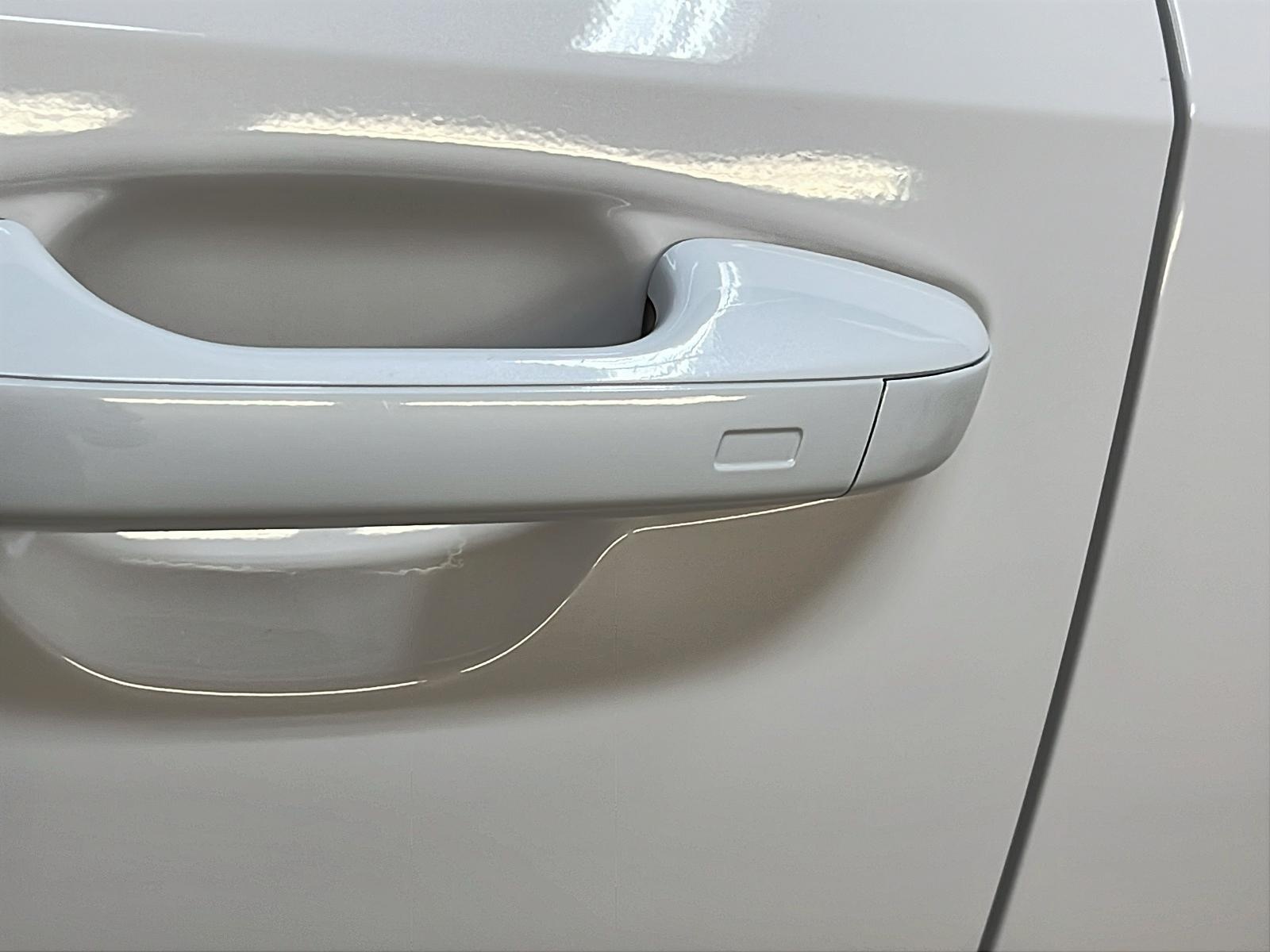 Kia Sorento X-PRO CUIR TOIT PANO NAV 4RM 2024 - image #29