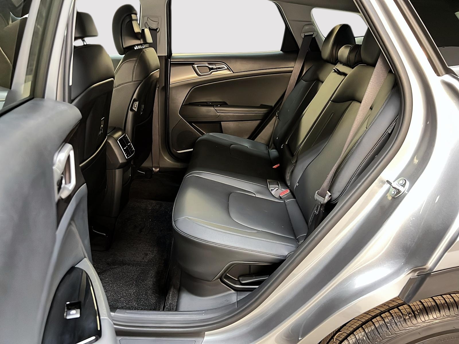 Kia Sportage EX HYBRID CUIR NAV 4RM 2025 - image #9