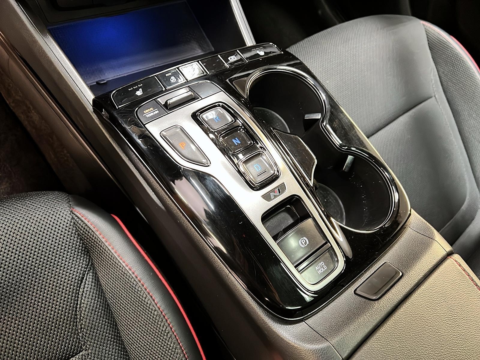 Hyundai Tucson N-LINE HYBRID TOIT PANO NAV 4RM 2024 - image #15