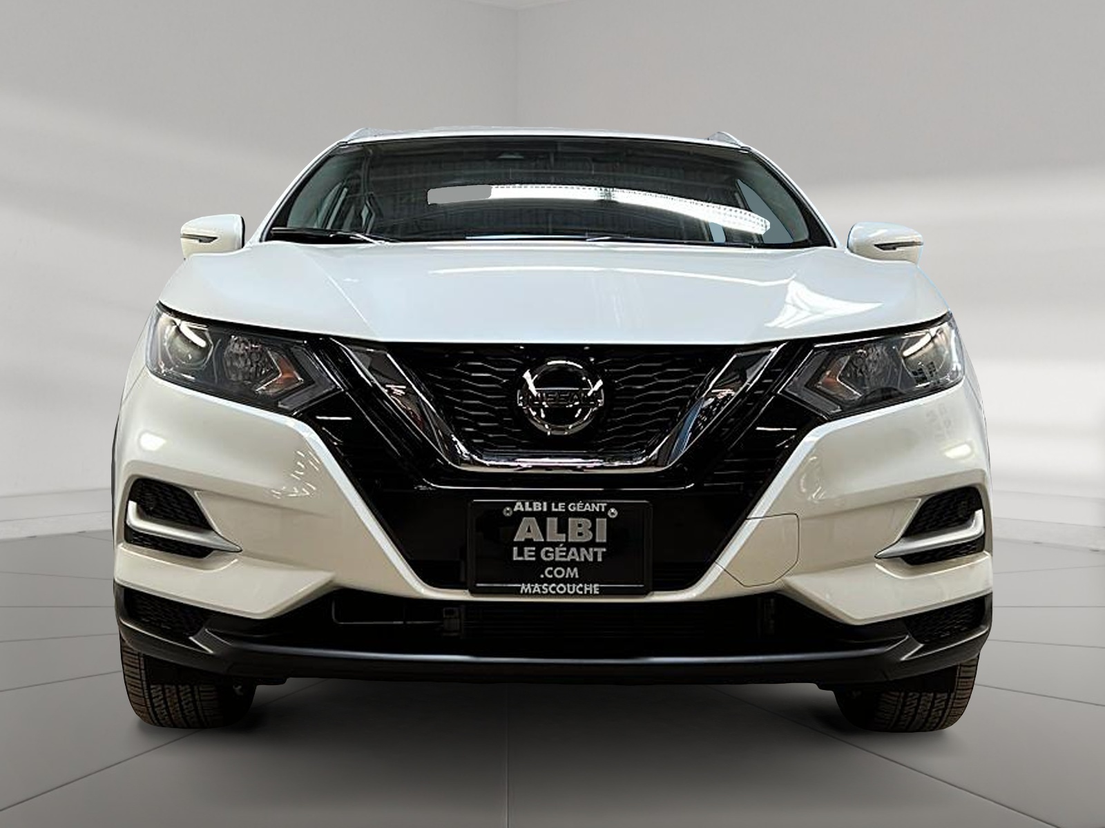 Nissan Qashqai 2023 - Image #2