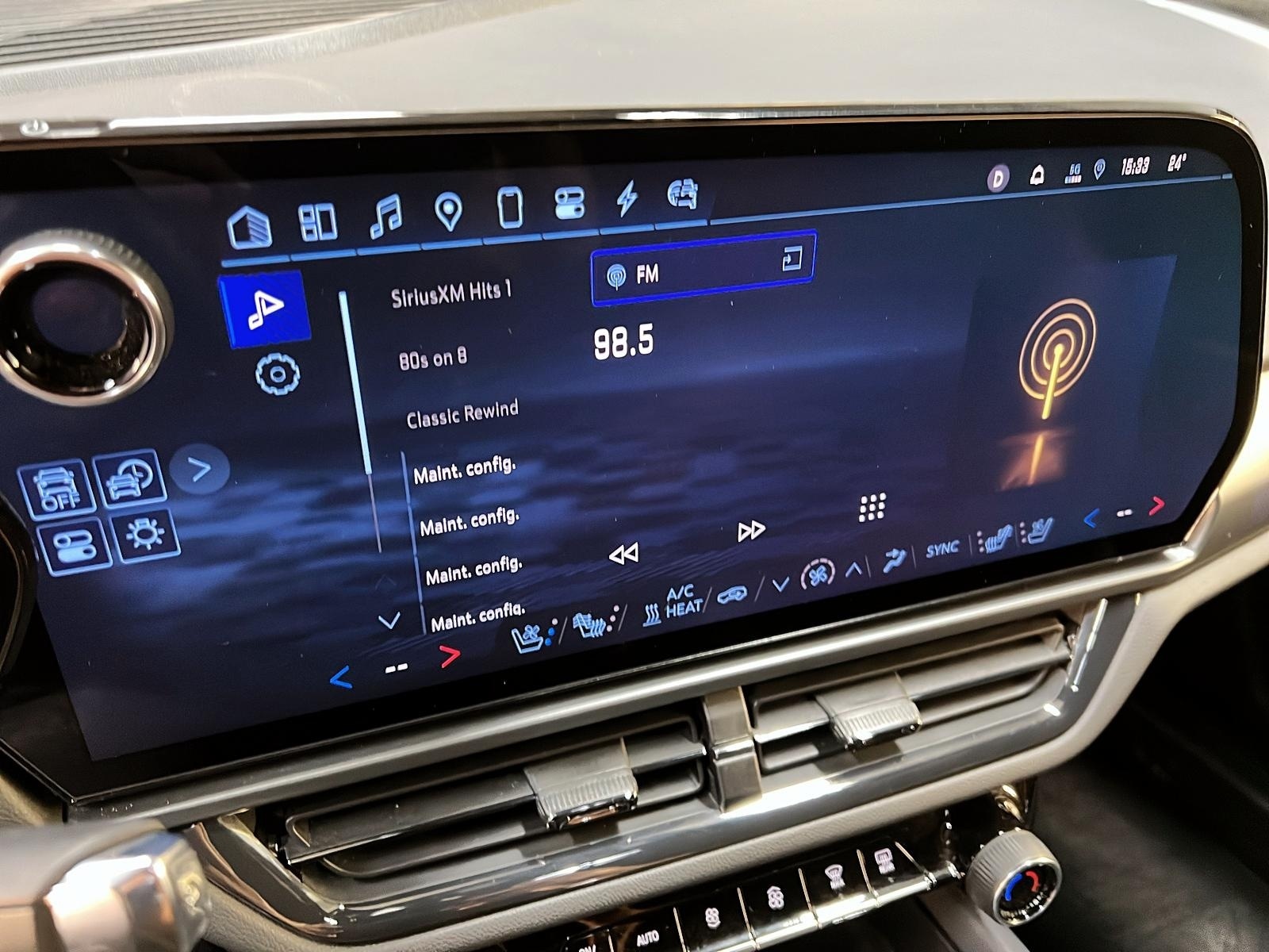 Chevrolet Equinox EV 2RS NAV 2025 - image #16