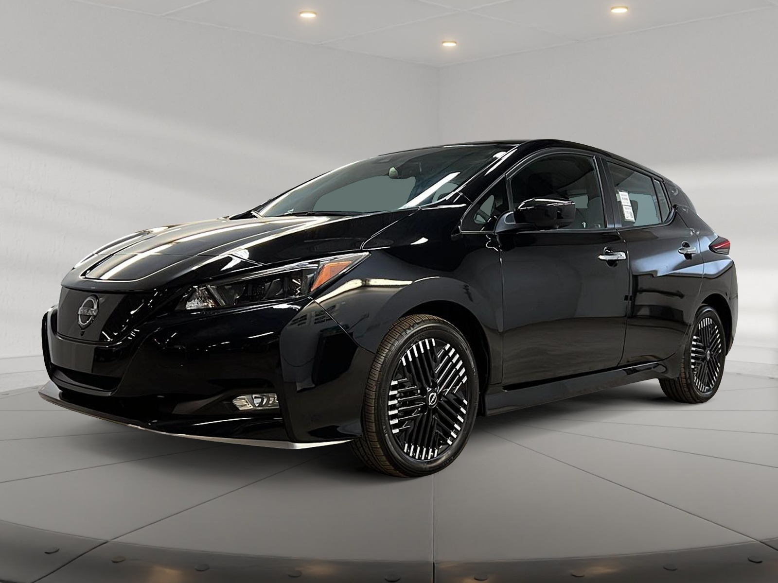 Nissan Leaf SV PLUS NAV 2024 - image #1