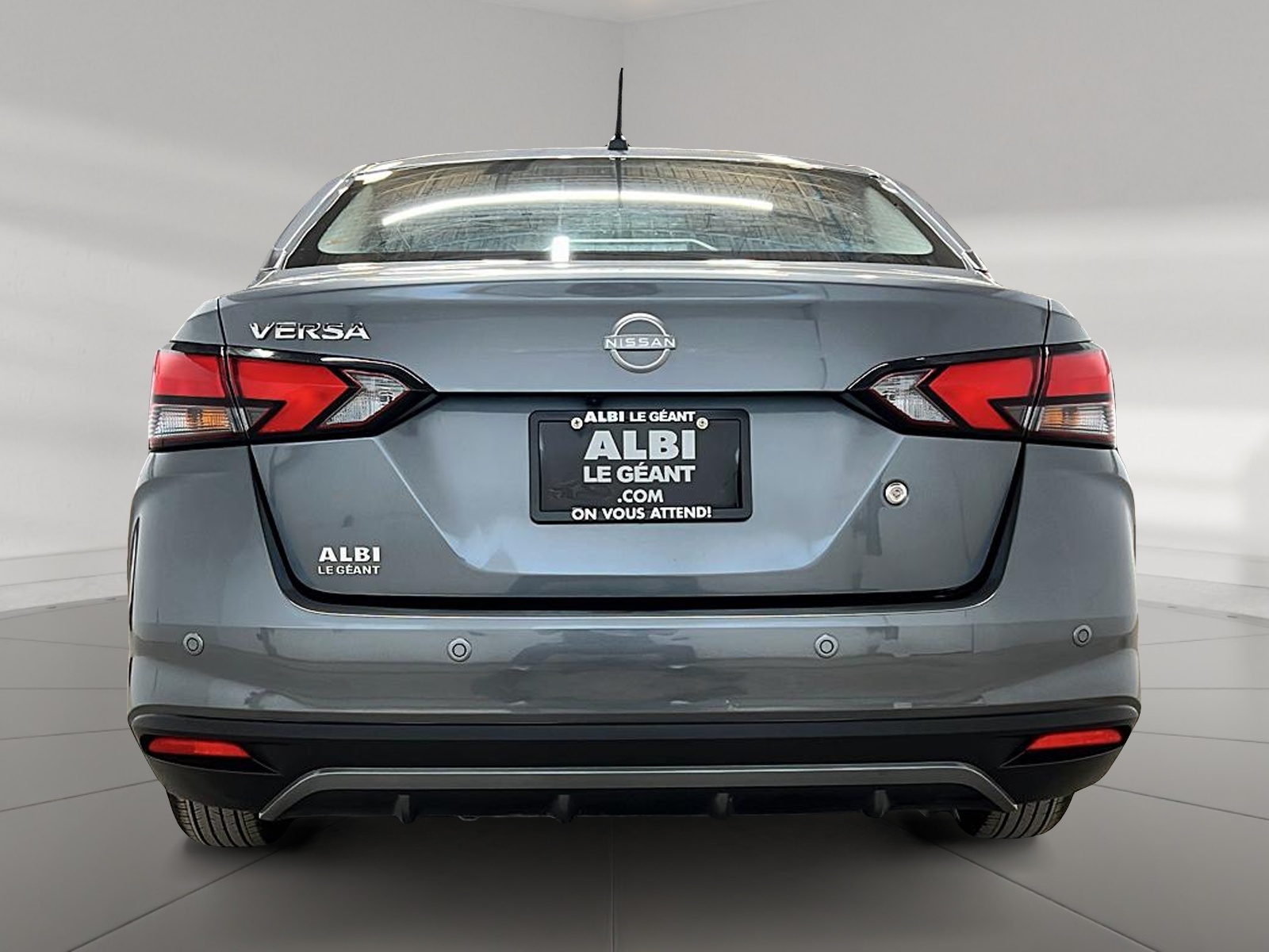 Nissan Versa S 2025 — photo 5