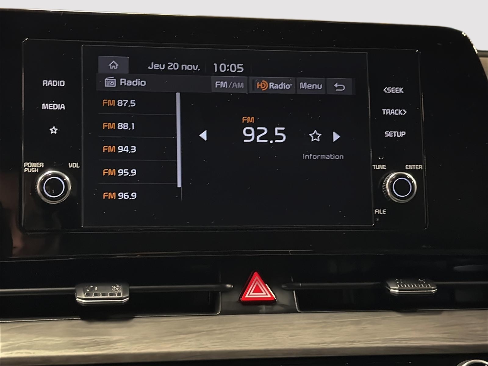 Kia Sportage X-LINE CUIR 4RM 2024 - image #16