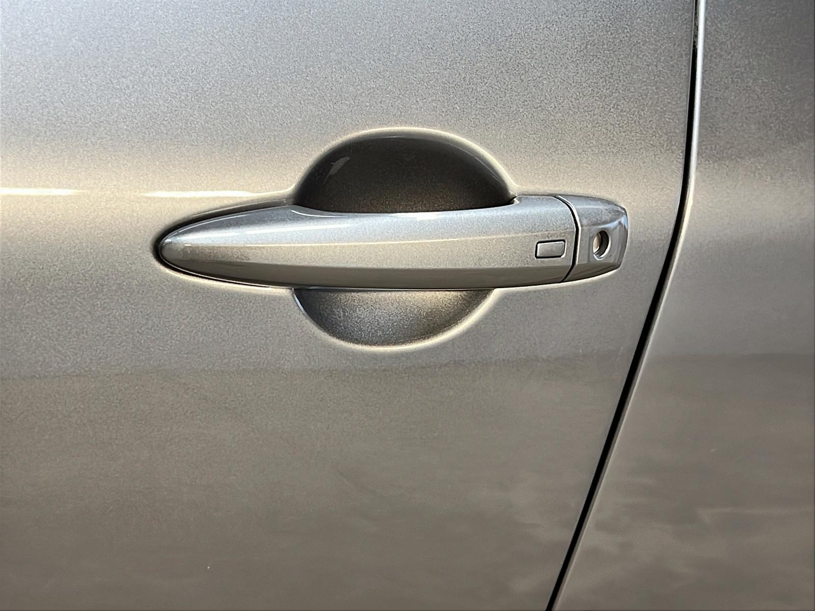 Nissan Rogue SL CUIR TOIT PANO NAV 4RM 2023 - image #28