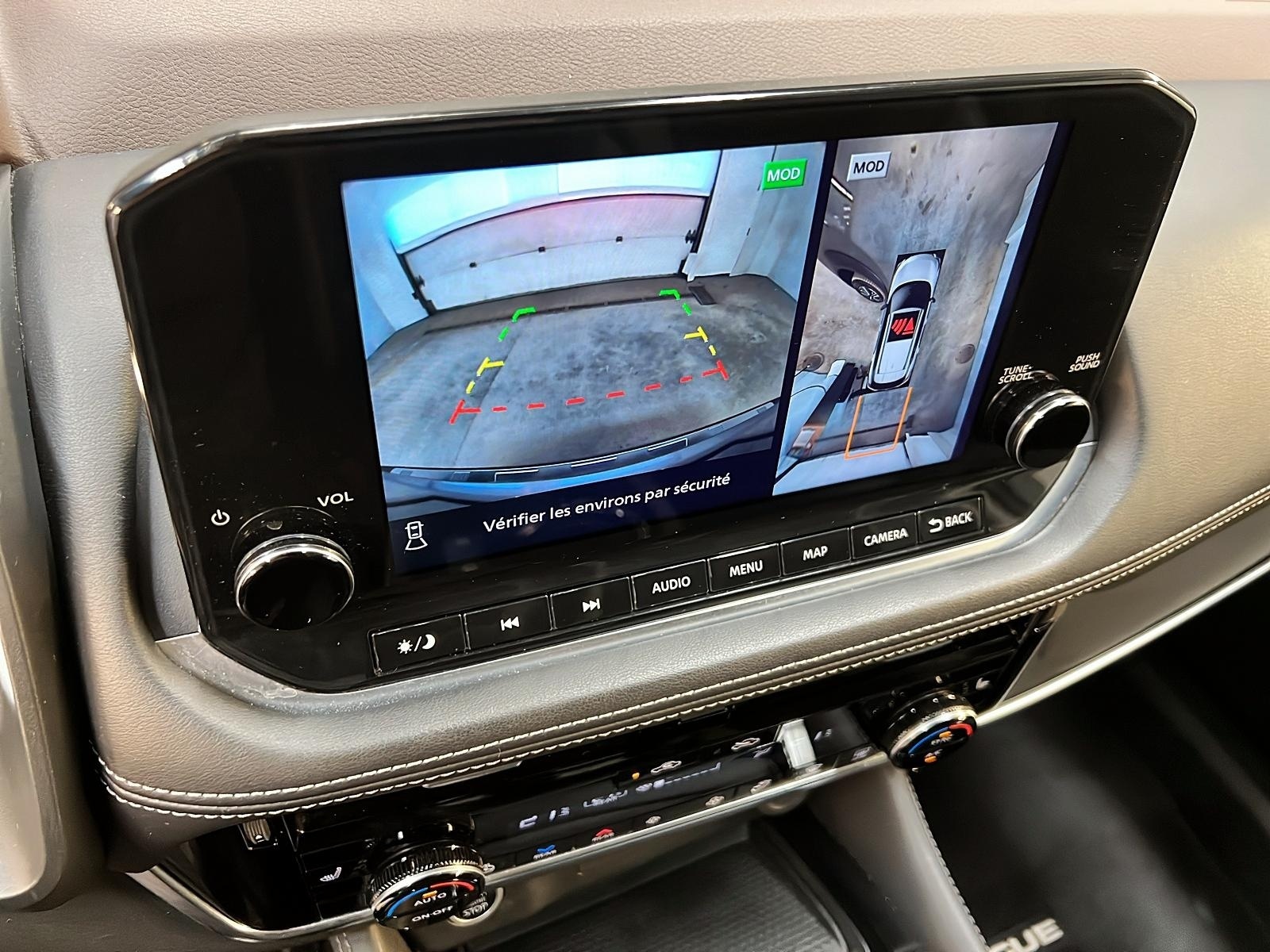 Nissan Rogue SL CUIR TOIT PANO NAV 4RM 2023 - image #19