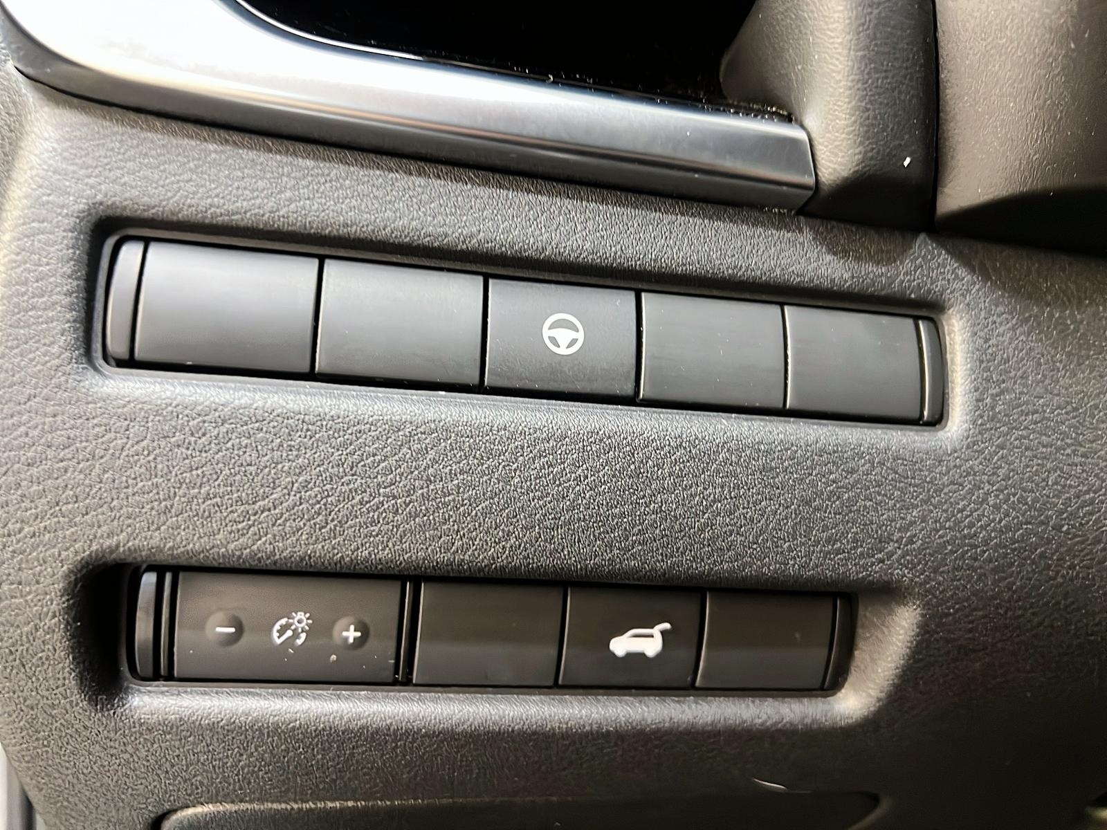 Nissan Rogue SL CUIR TOIT PANO NAV 4RM 2023 - image #24