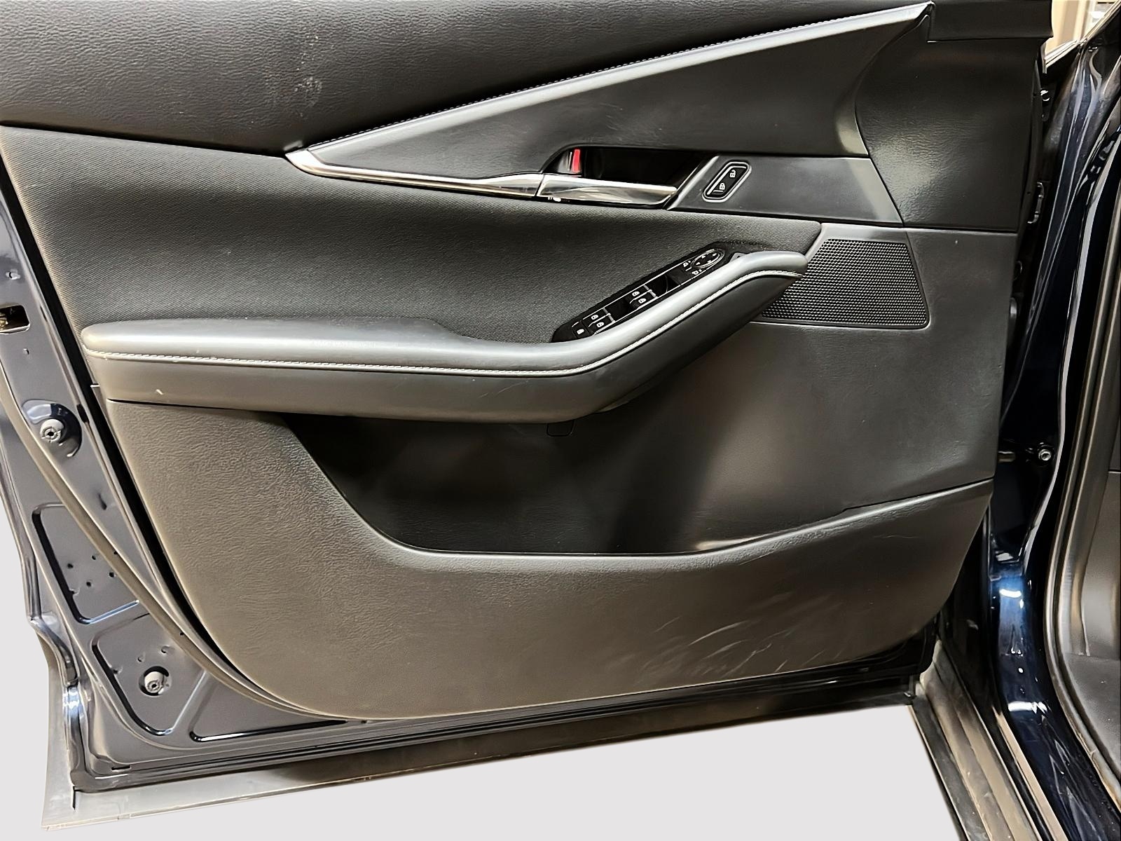 Mazda CX-30 GS 4RM 2024 - image #23