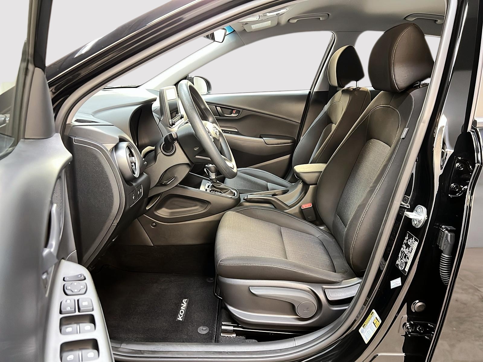 Hyundai Kona ESSENTIAL 2023 - image #7