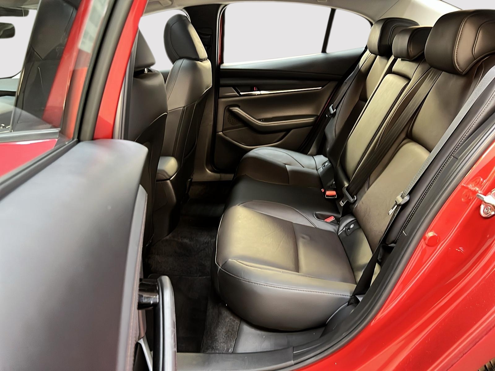 Mazda Mazda3 GT CUIR TOIT NAV 2024 - image #10