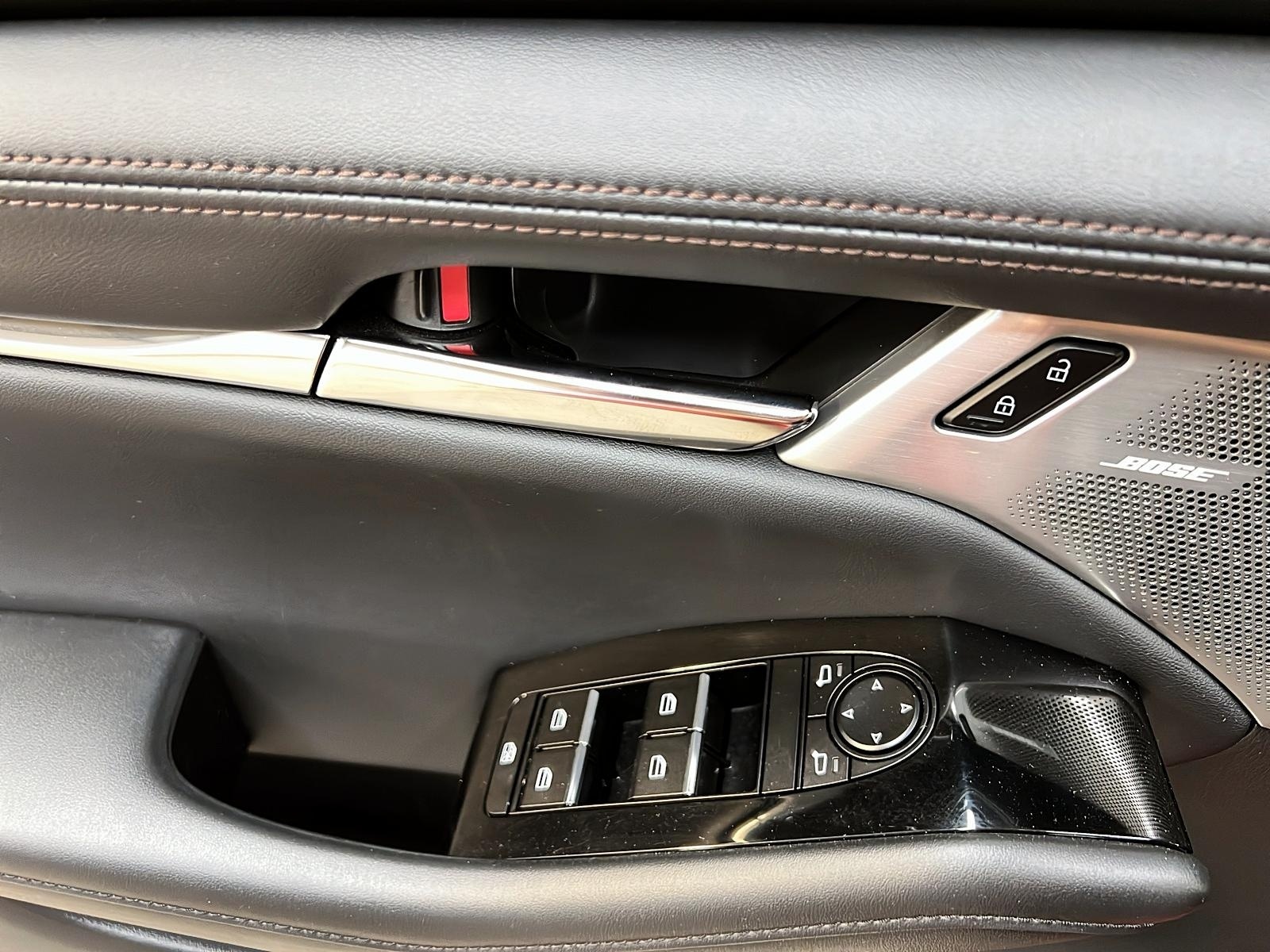 Mazda Mazda3 GT CUIR TOIT NAV 2024 - image #25