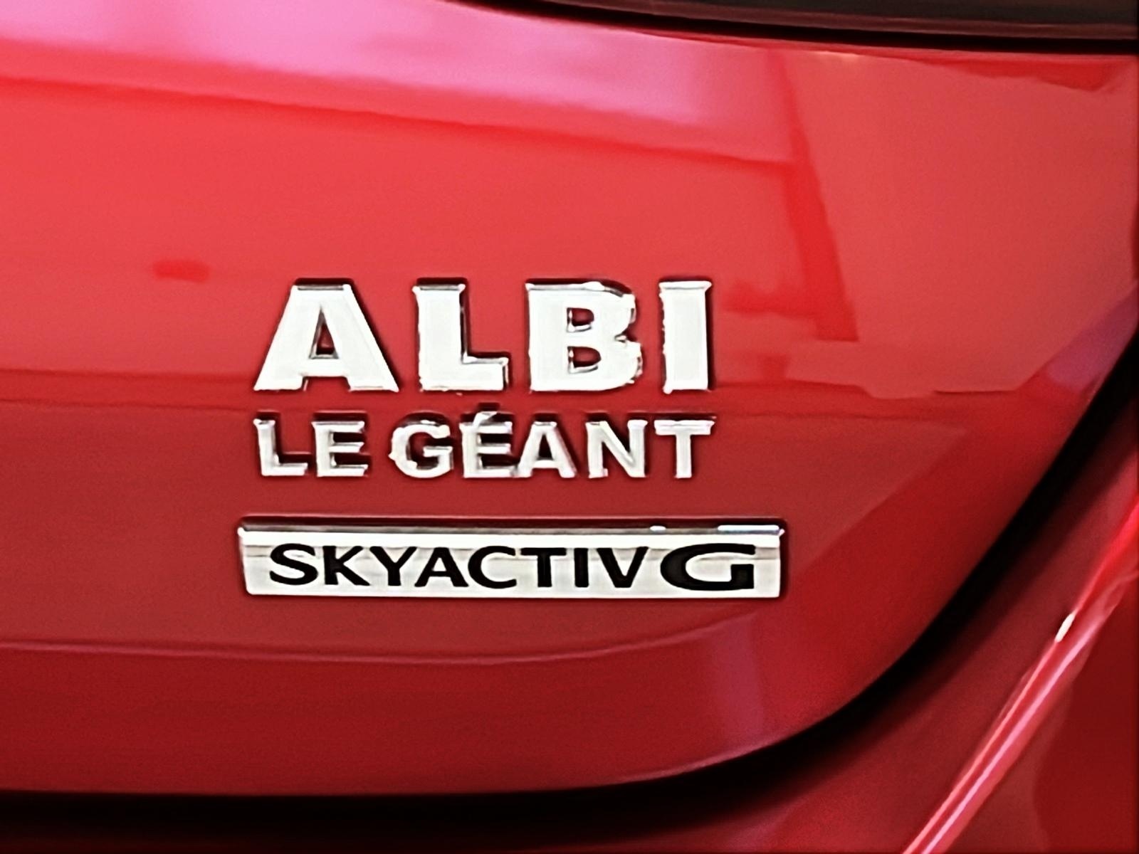 Mazda Mazda3 GT CUIR TOIT NAV 2024 - image #30