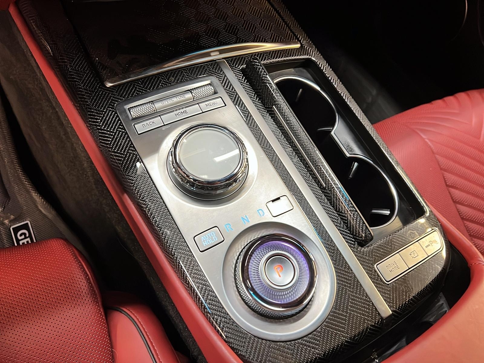 Genesis G80 2023 - Image #13