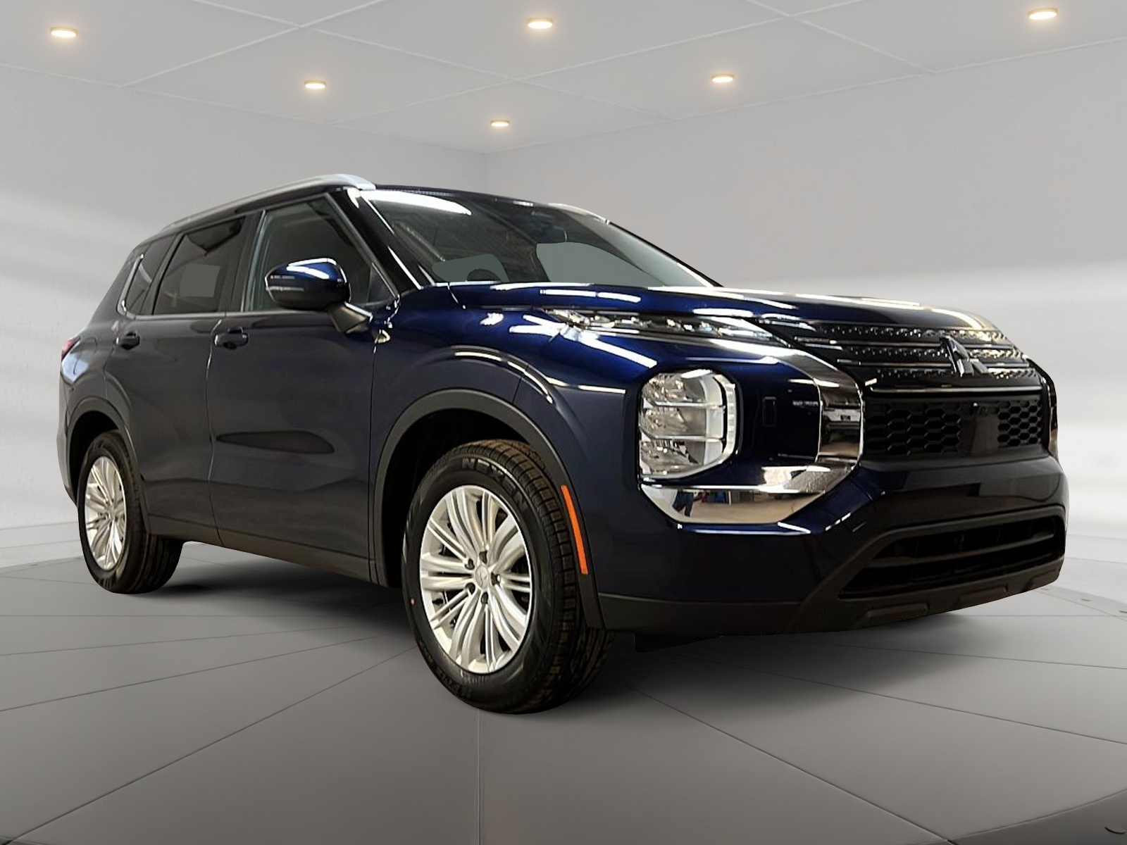 Mitsubishi Outlander ES S AWC 2022 - image #3