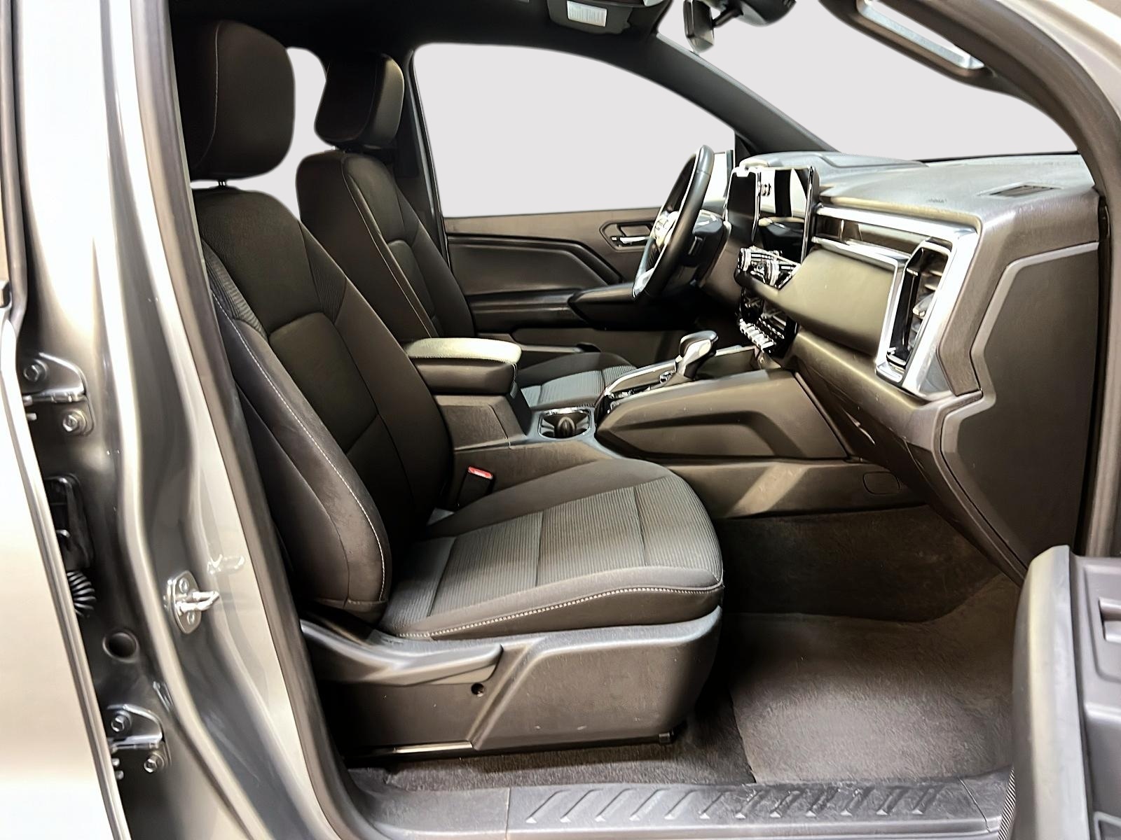 GMC Canyon 2023 - Image #8