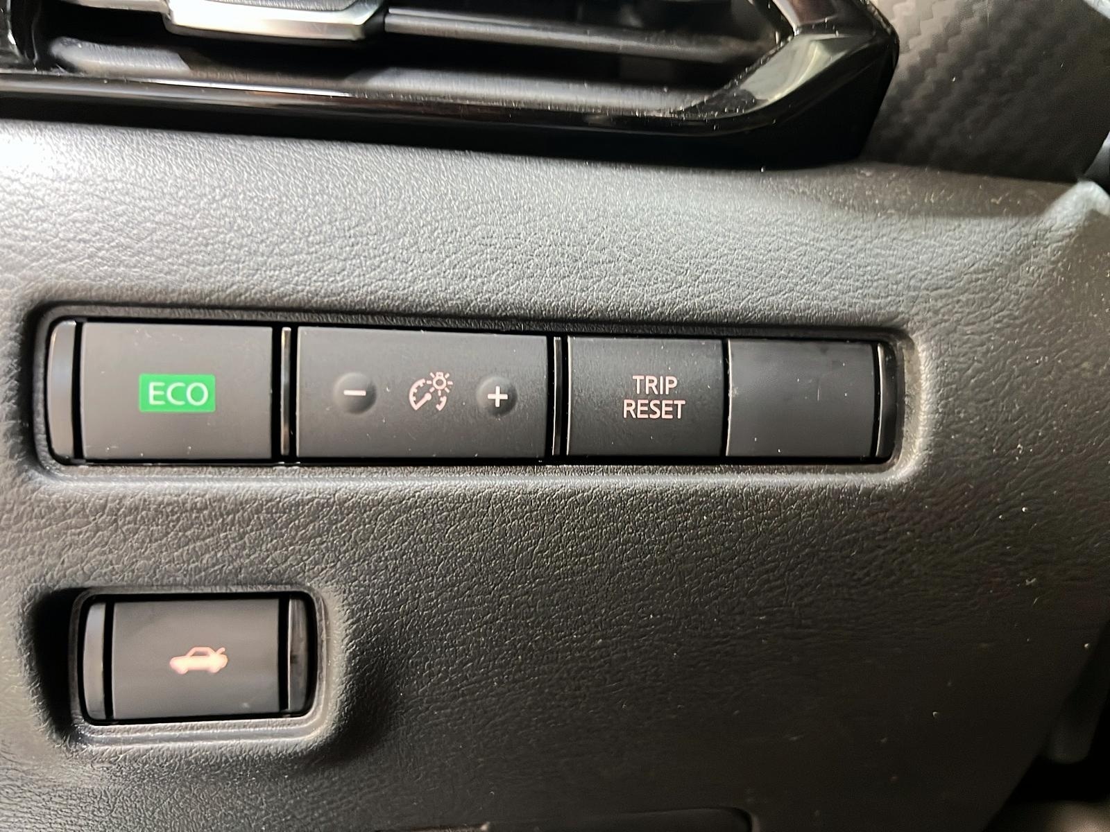 Nissan Sentra SV TOIT 2024 - image #21