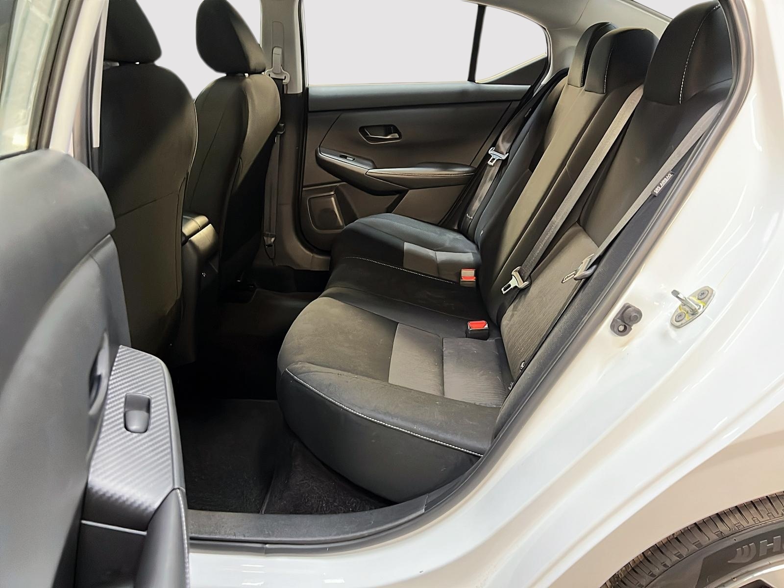 Nissan Sentra SV TOIT 2024 - image #9