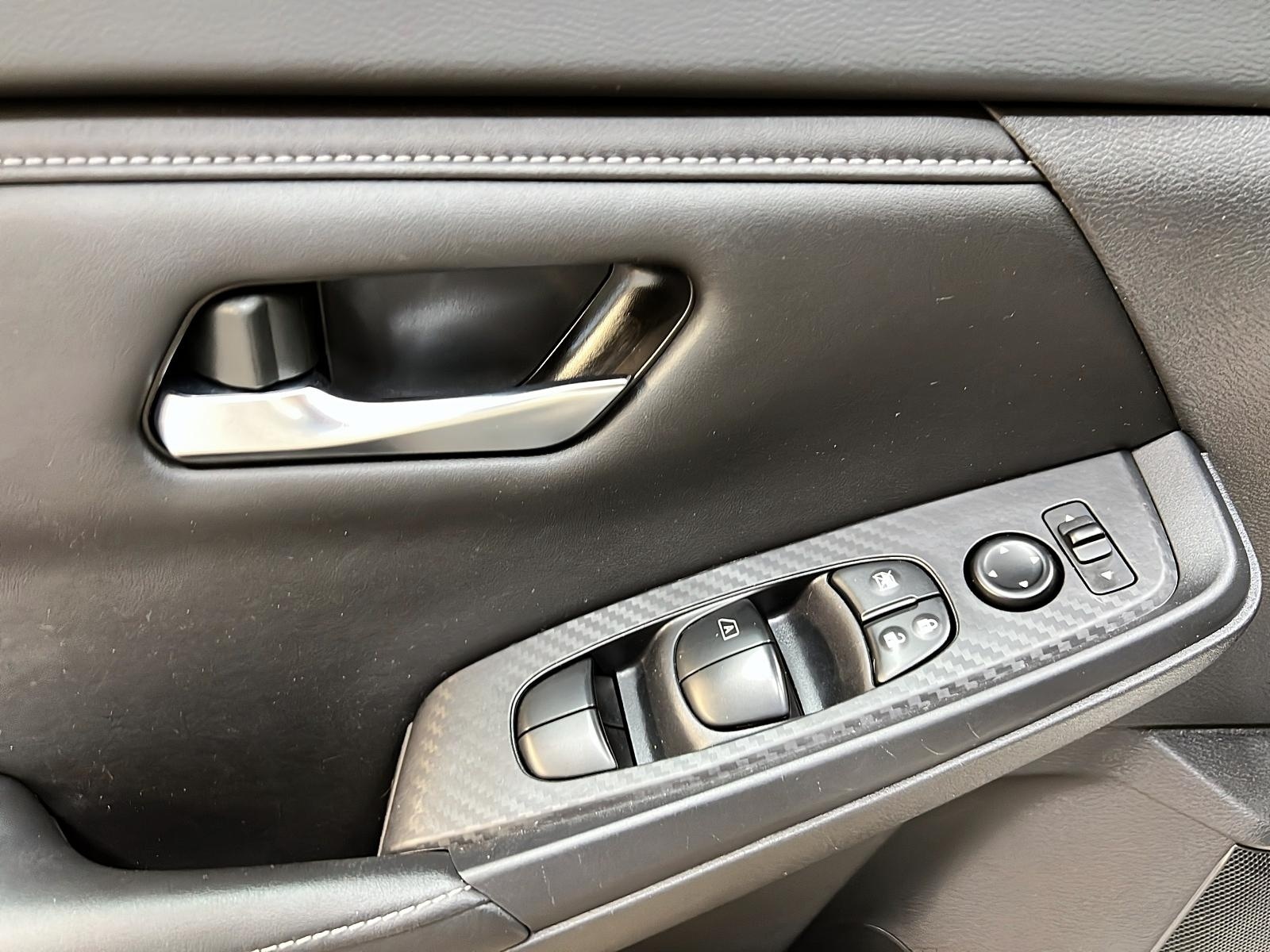 Nissan Sentra SV TOIT 2024 - image #22