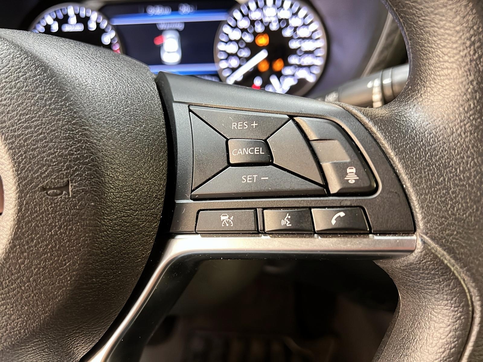 Nissan Sentra SV TOIT 2024 - image #19