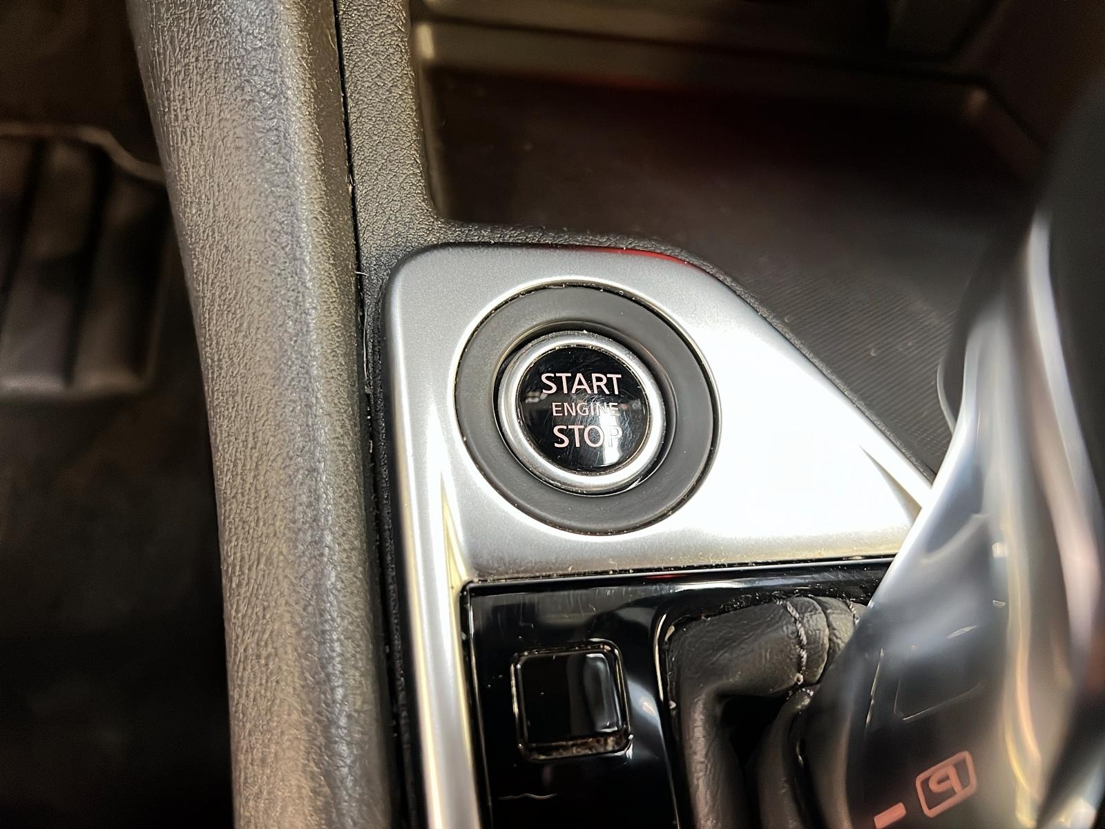 Nissan Sentra SV TOIT 2024 - image #18