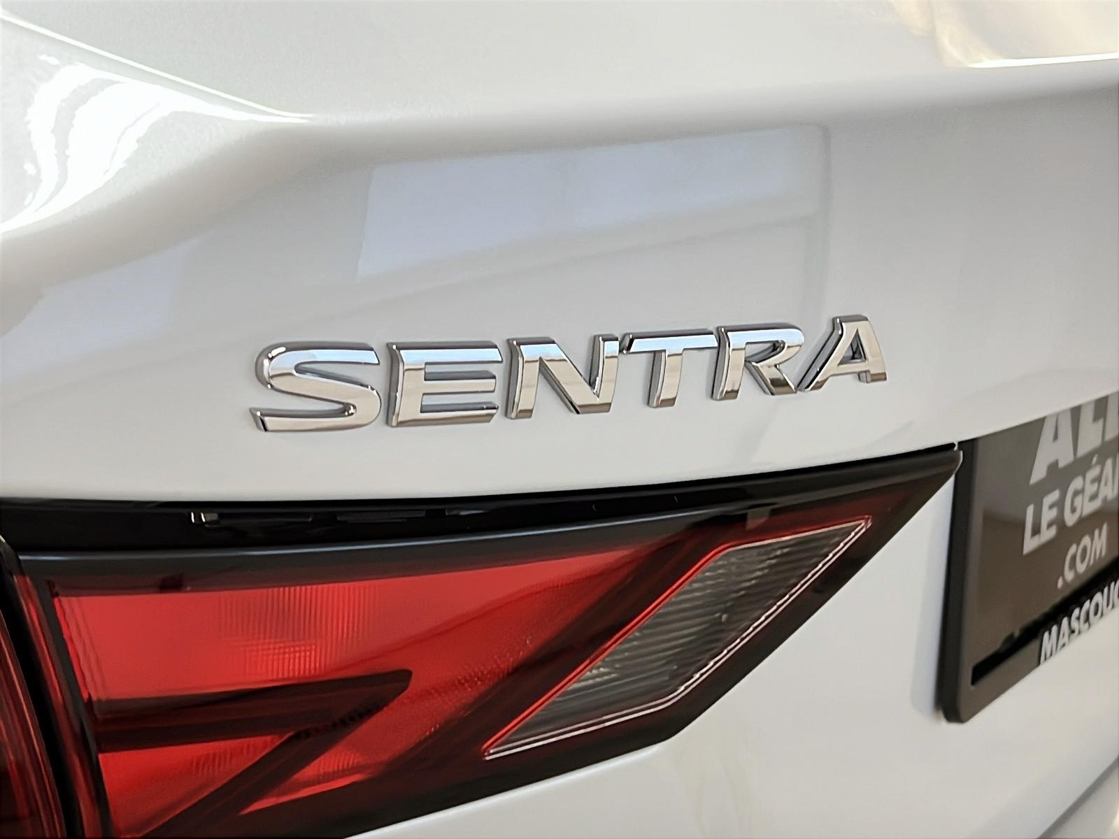 Nissan Sentra SV TOIT 2024 - image #25