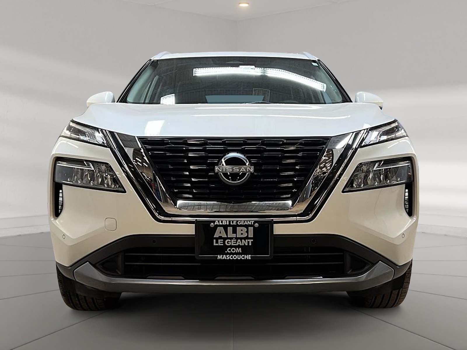 Nissan Rogue SL CUIR TOIT PANO NAV 4RM 2023 - image #2