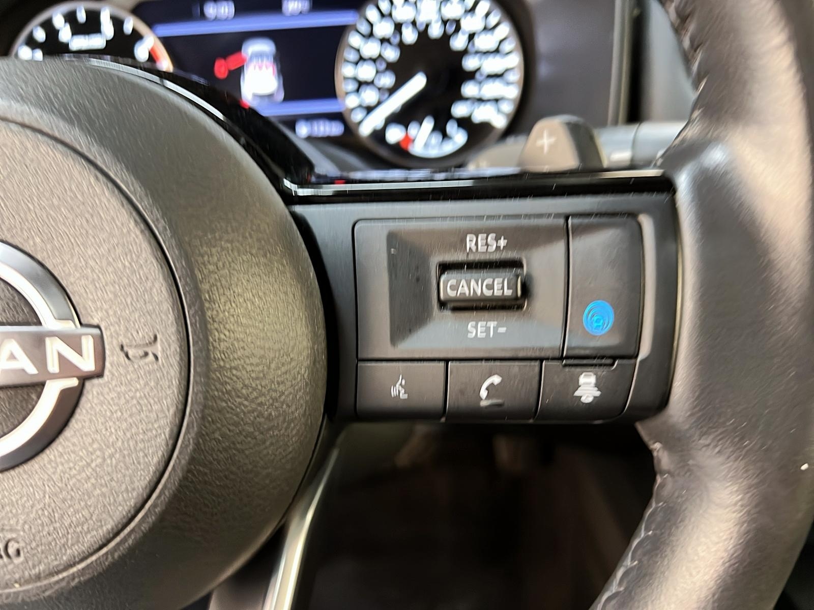 Nissan Rogue SL CUIR TOIT PANO NAV 4RM 2023 - image #22