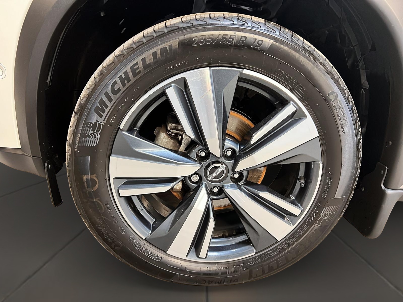 Nissan Rogue SL CUIR TOIT PANO NAV 4RM 2023 - image #30