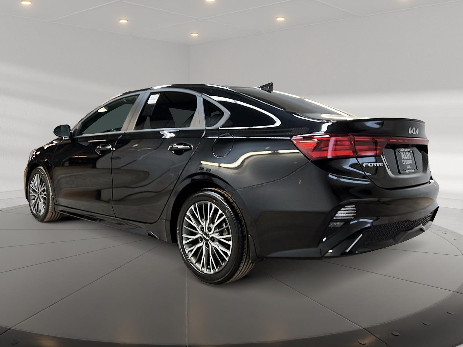 Kia Forte 2024 - Image #6