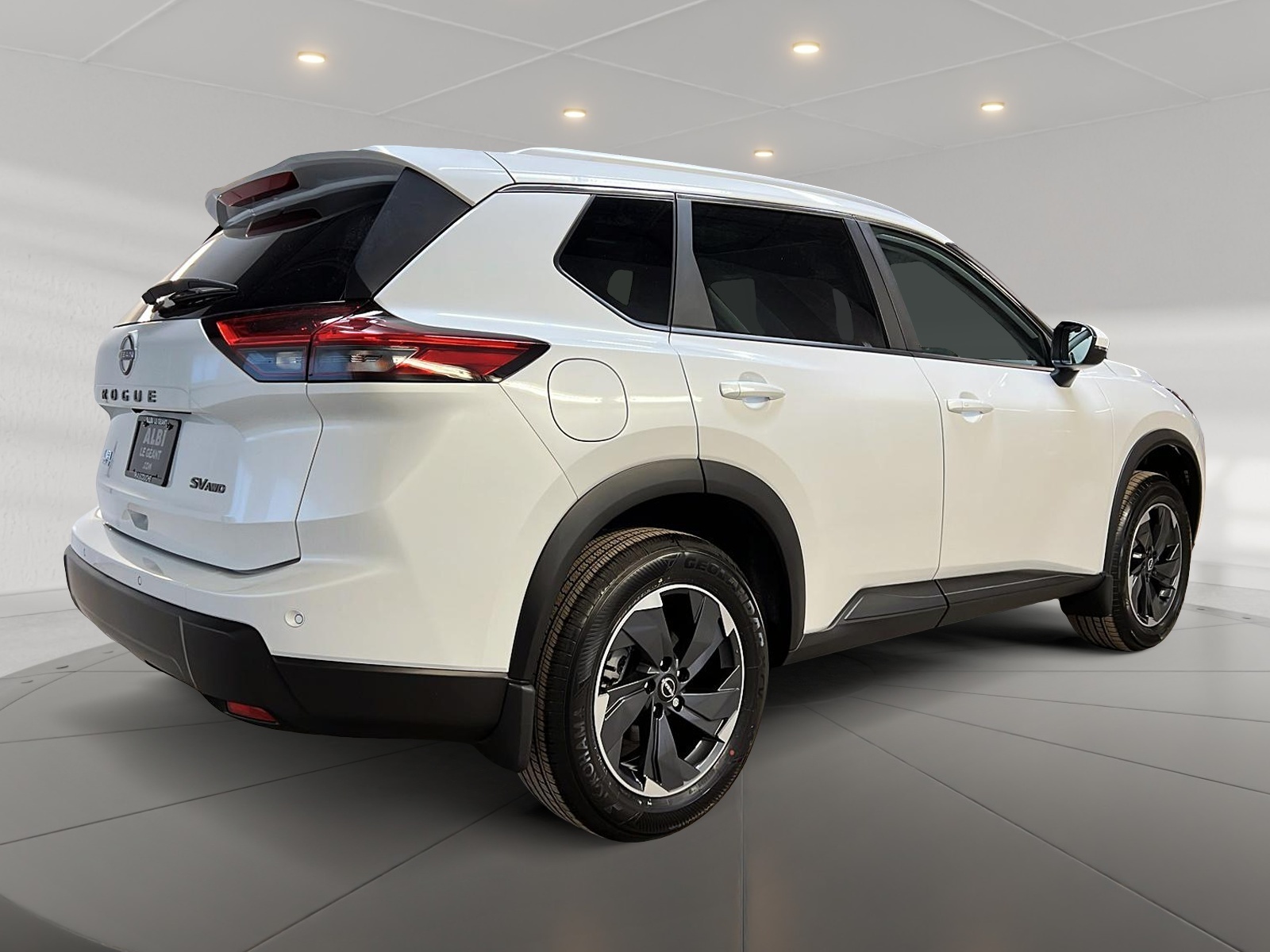 Nissan Rogue 2024 - Image #4