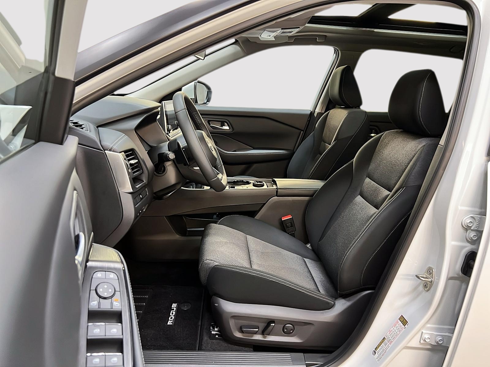 Nissan Rogue SV TOIT PANO 4RM 2024 - image #7