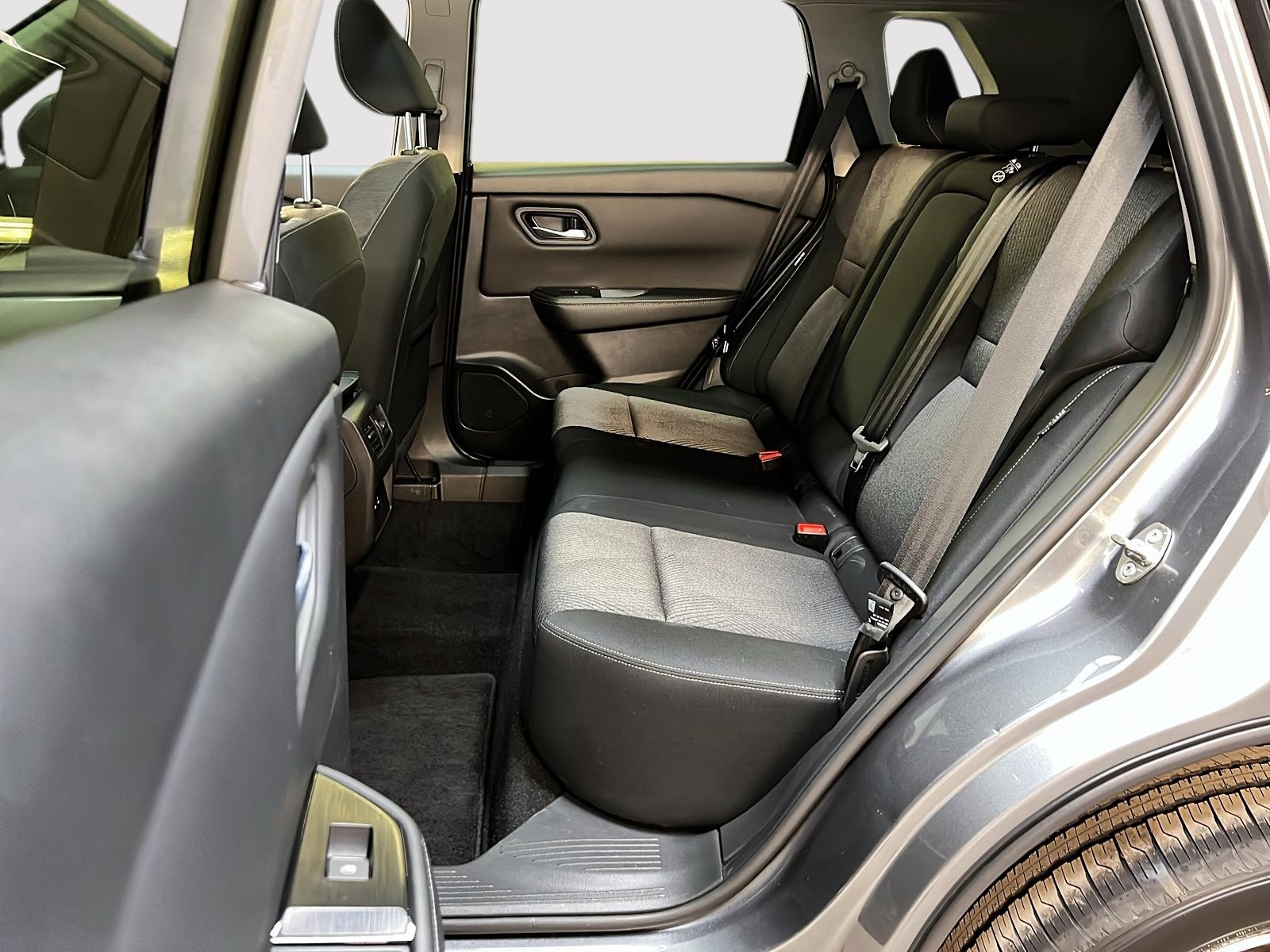 Nissan Rogue SV TOIT PANO 4RM 2024 - image #9