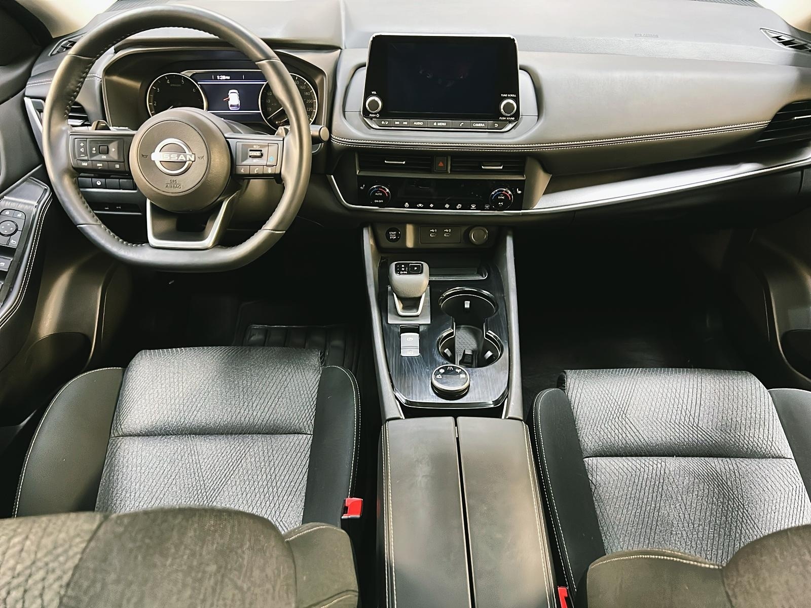 Nissan Rogue SV TOIT PANO 4RM 2024 - image #11