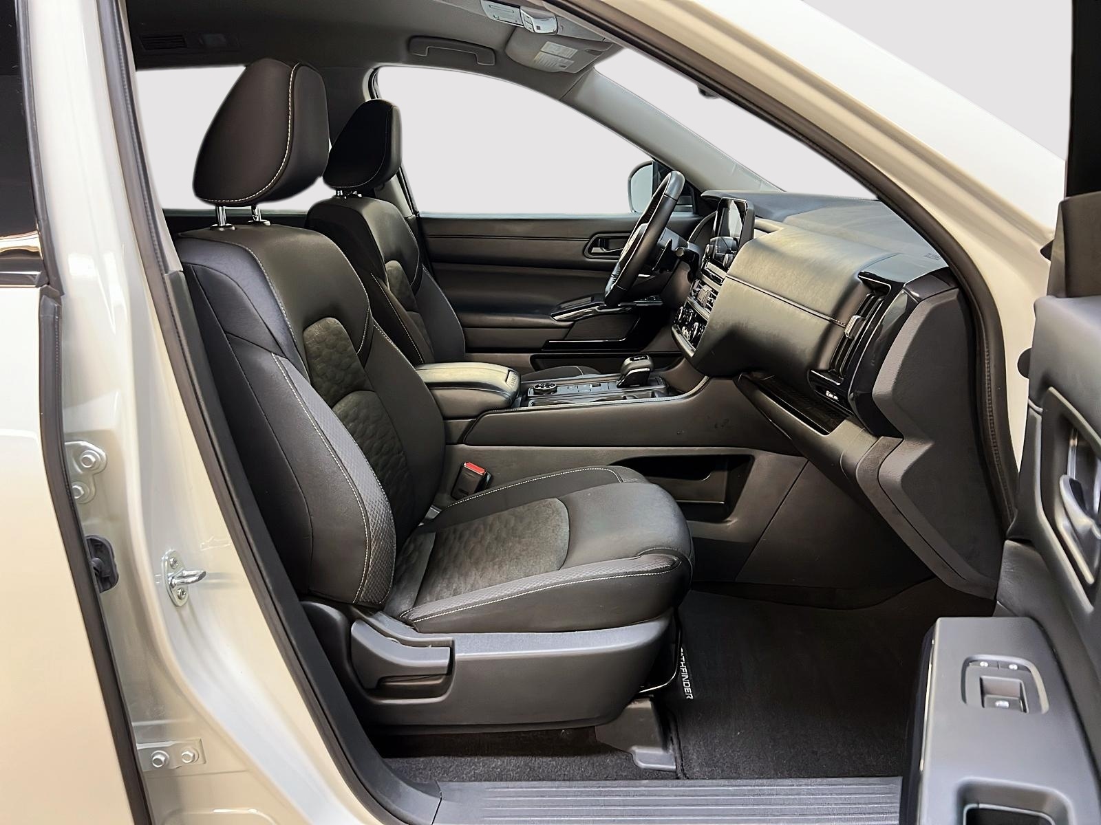 Nissan Pathfinder S 4RM 2024 - image #8