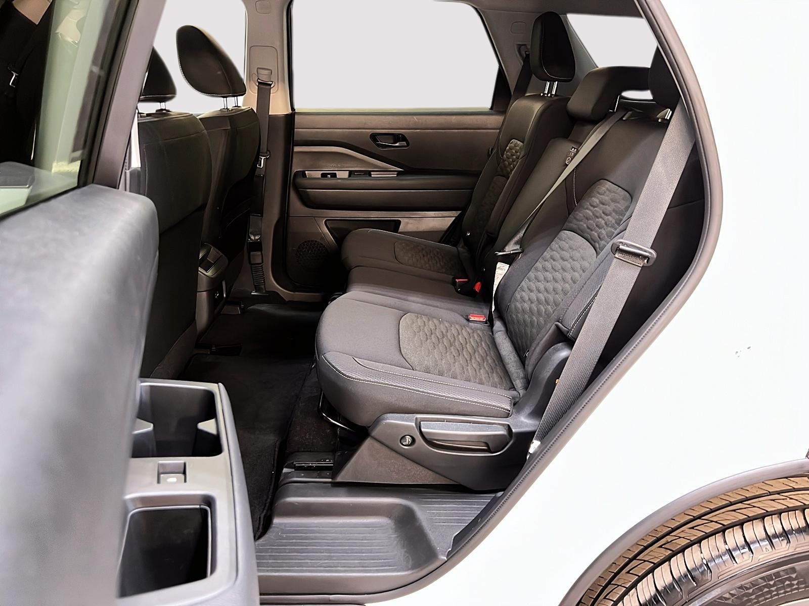 Nissan Pathfinder S 4RM 2024 - image #9