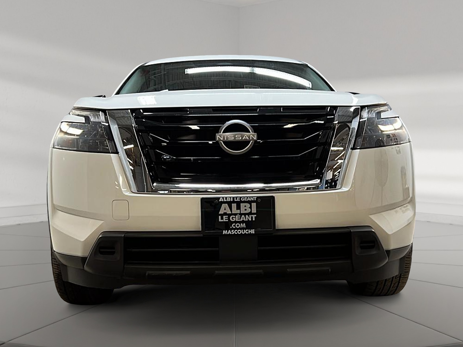 Nissan Pathfinder S 4RM 2024 - image #2