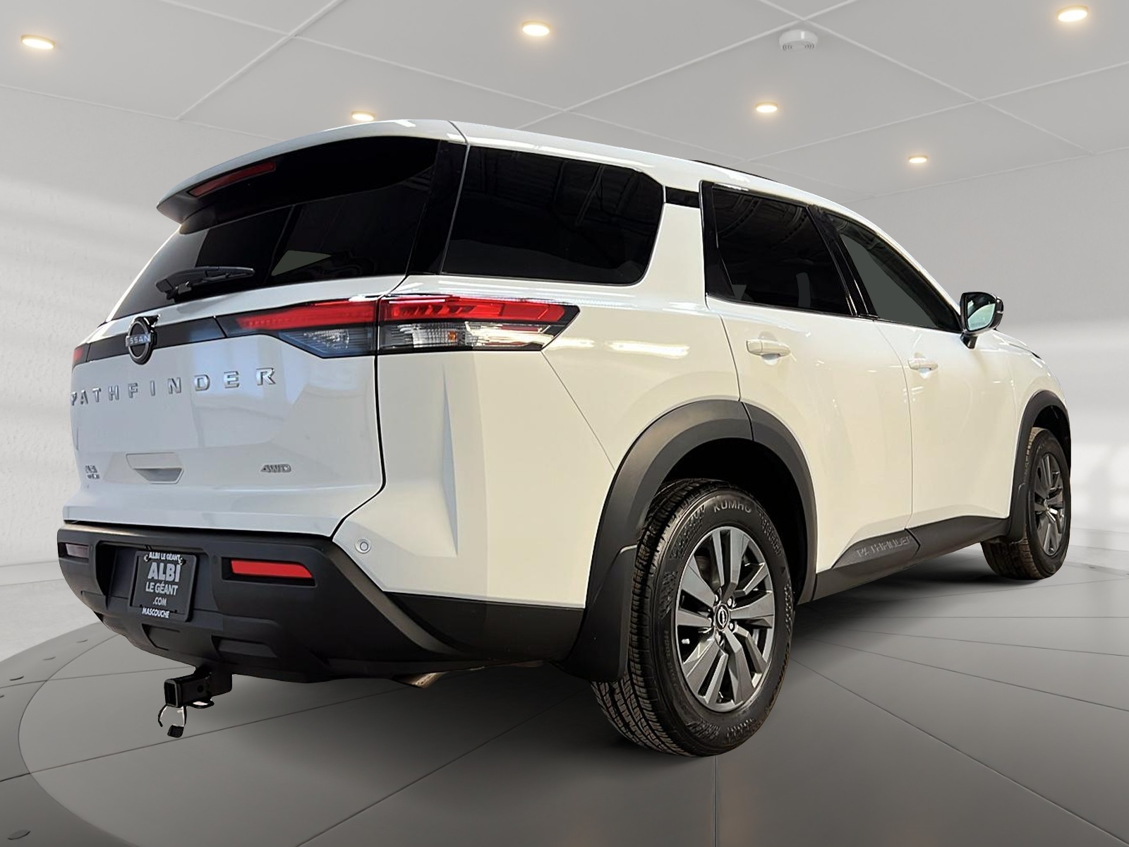 Nissan Pathfinder S 4RM 2024 - image #4