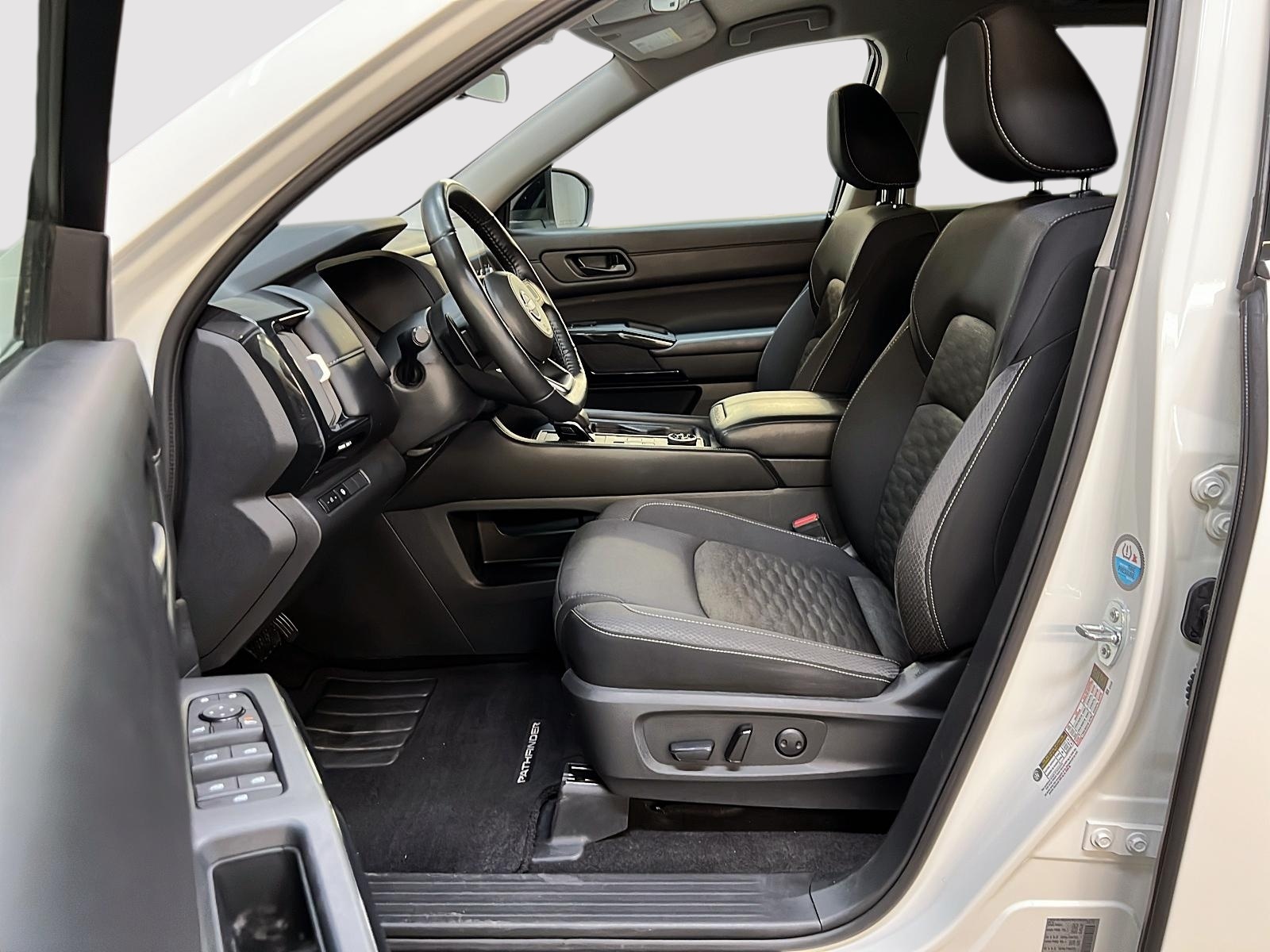 Nissan Pathfinder S 4RM 2024 - image #7