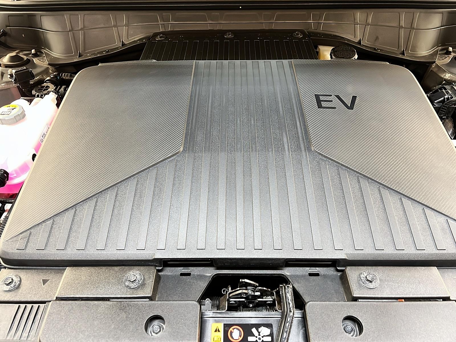 Hyundai Kona EV PREFERRED NAV 2024 - image #11