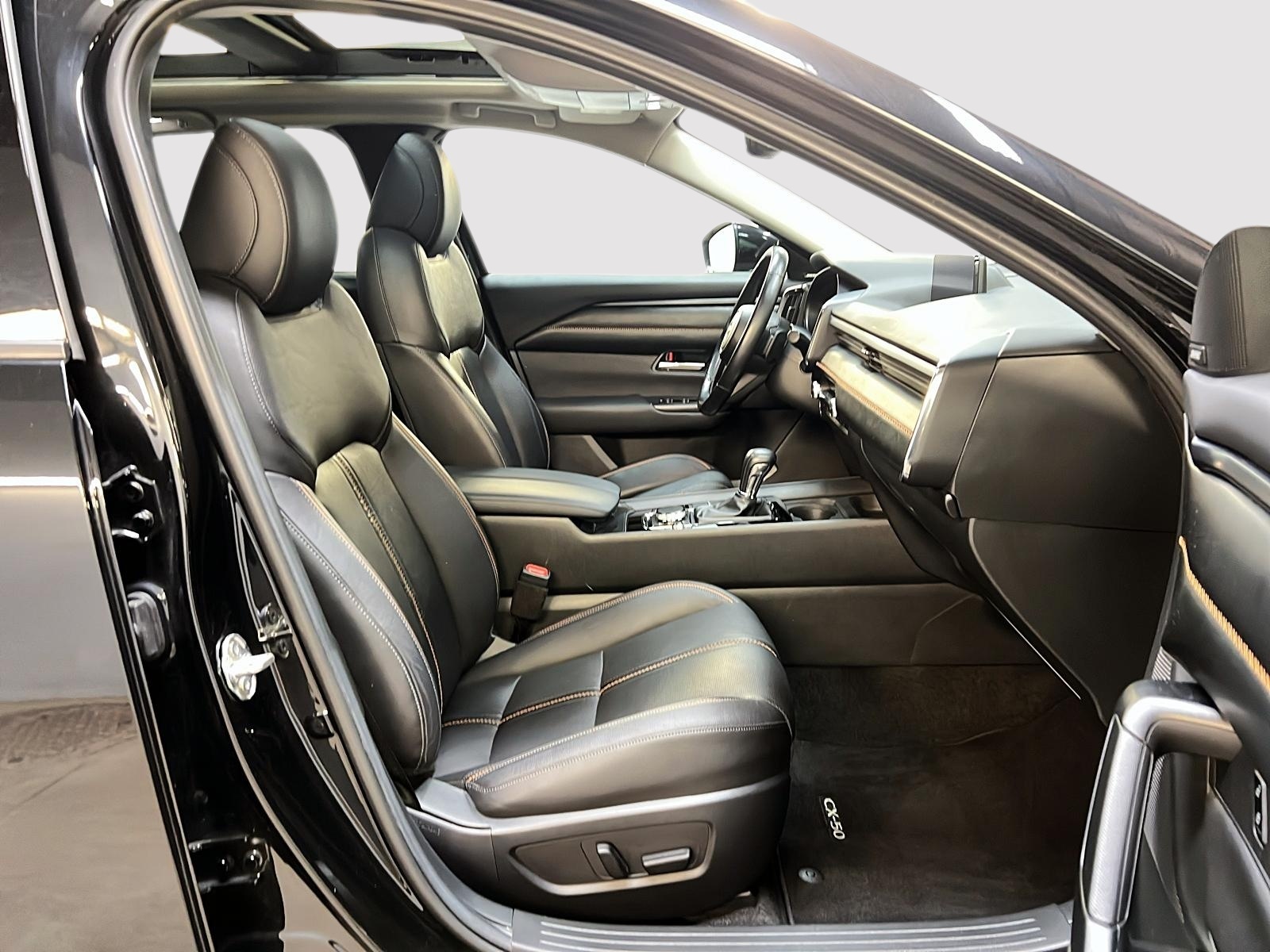 Mazda CX-50 GT TURBO CUIR TOIT PANO NAV 4RM 2023 - image #8