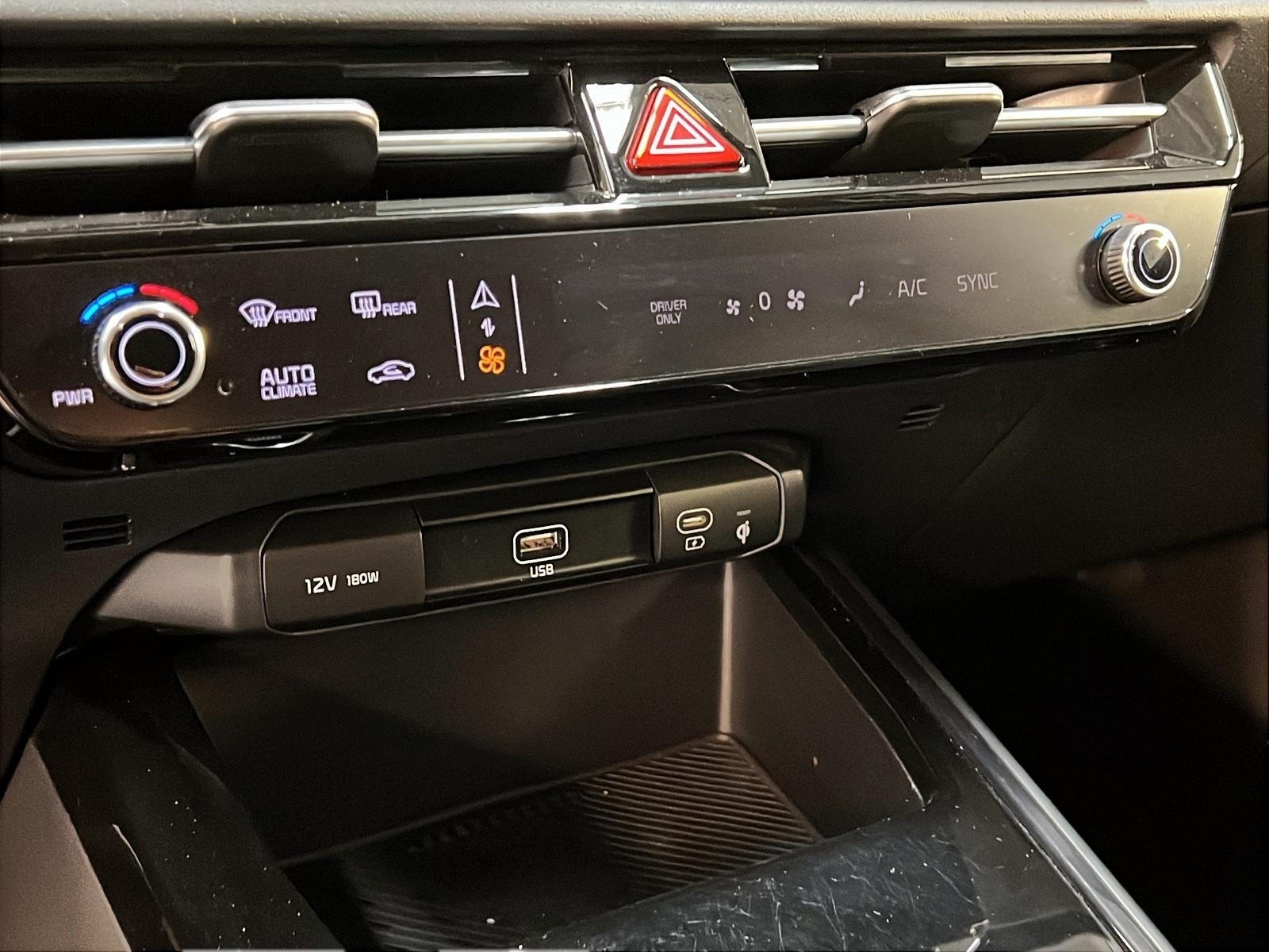 Kia Niro EX PHEV NAV 2024 - image #14