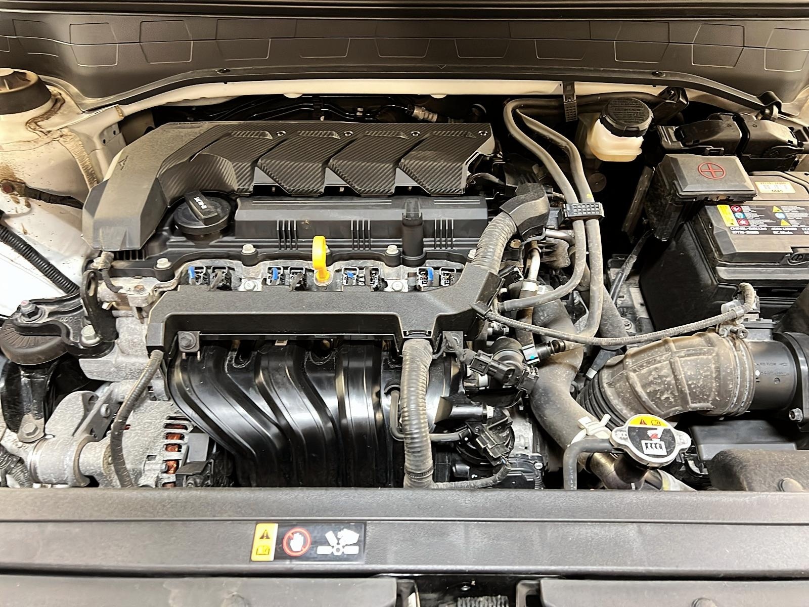 Hyundai Venue ESSENTIEL 2023 - image #11