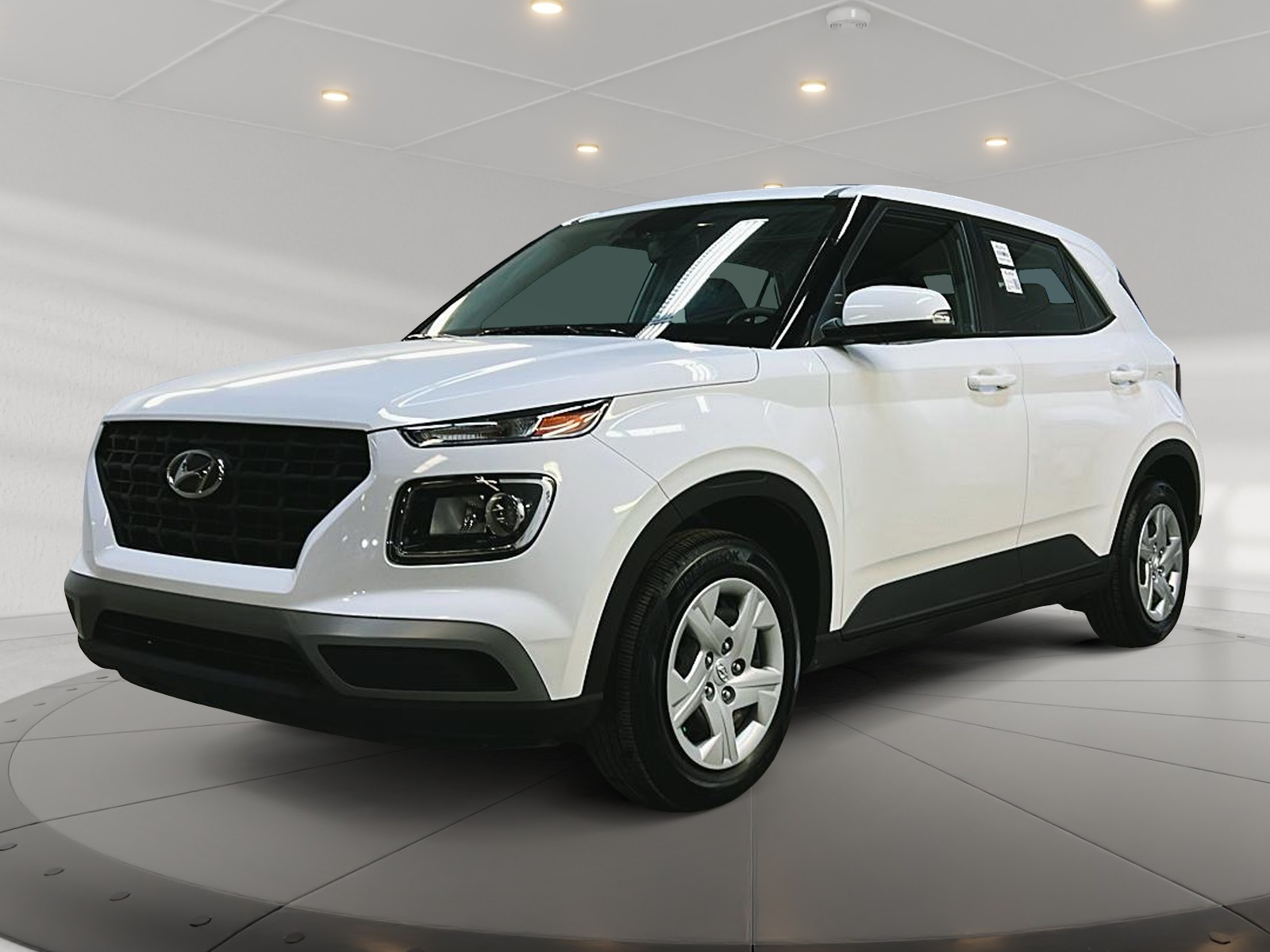 Hyundai Venue ESSENTIEL 2023 - image #1