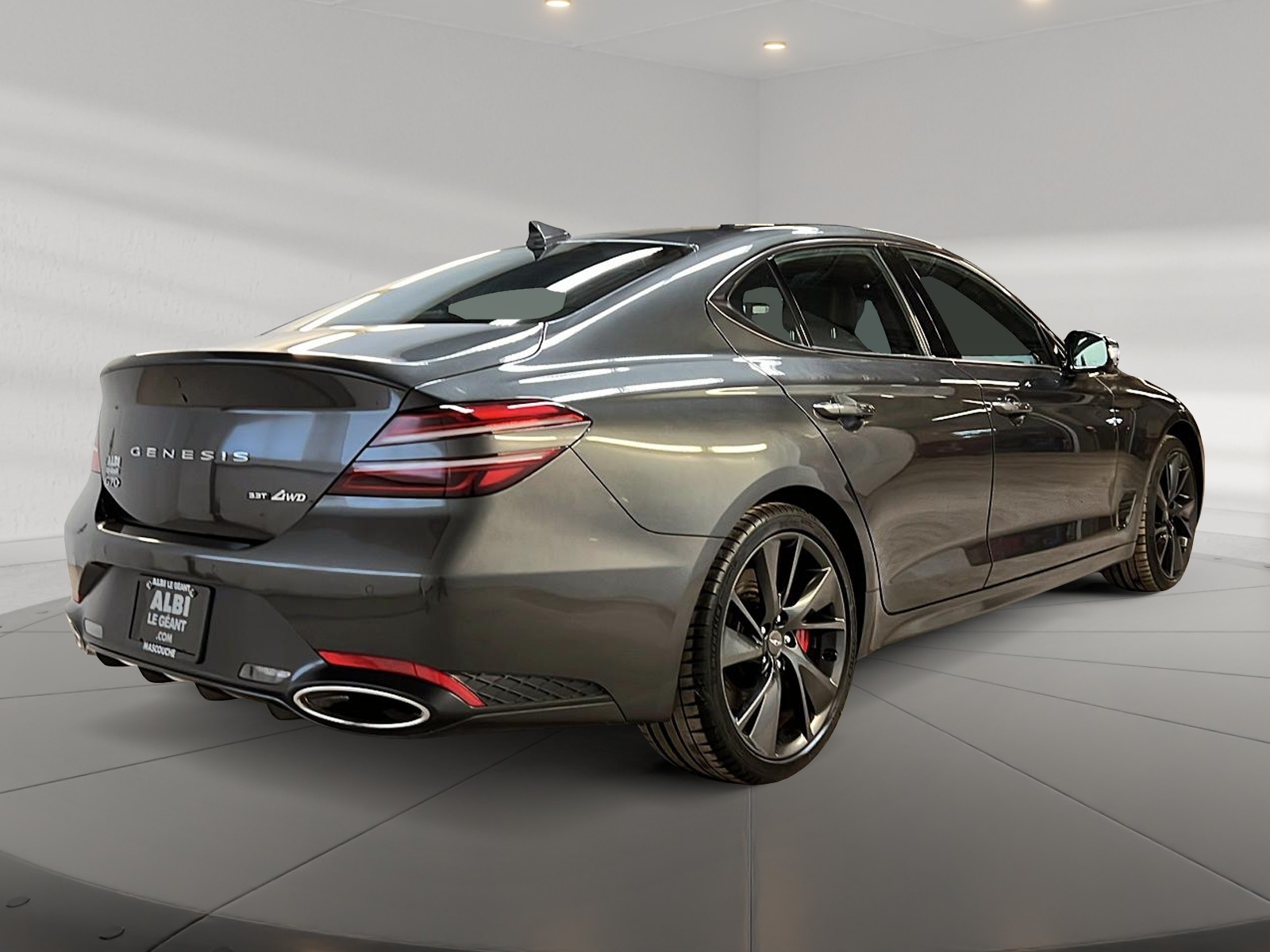 Genesis G70 SPORT 3.3T CUIR TOIT NAV 4RM 2023 - image #4