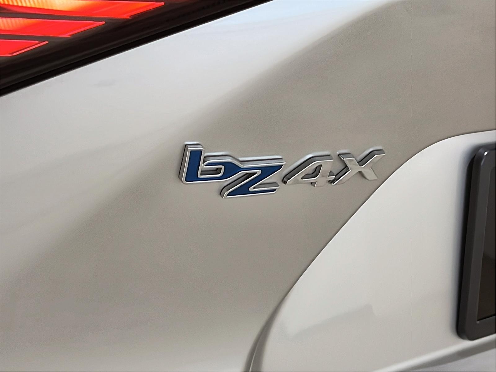 Toyota bZ4X LE 2024 - image #25