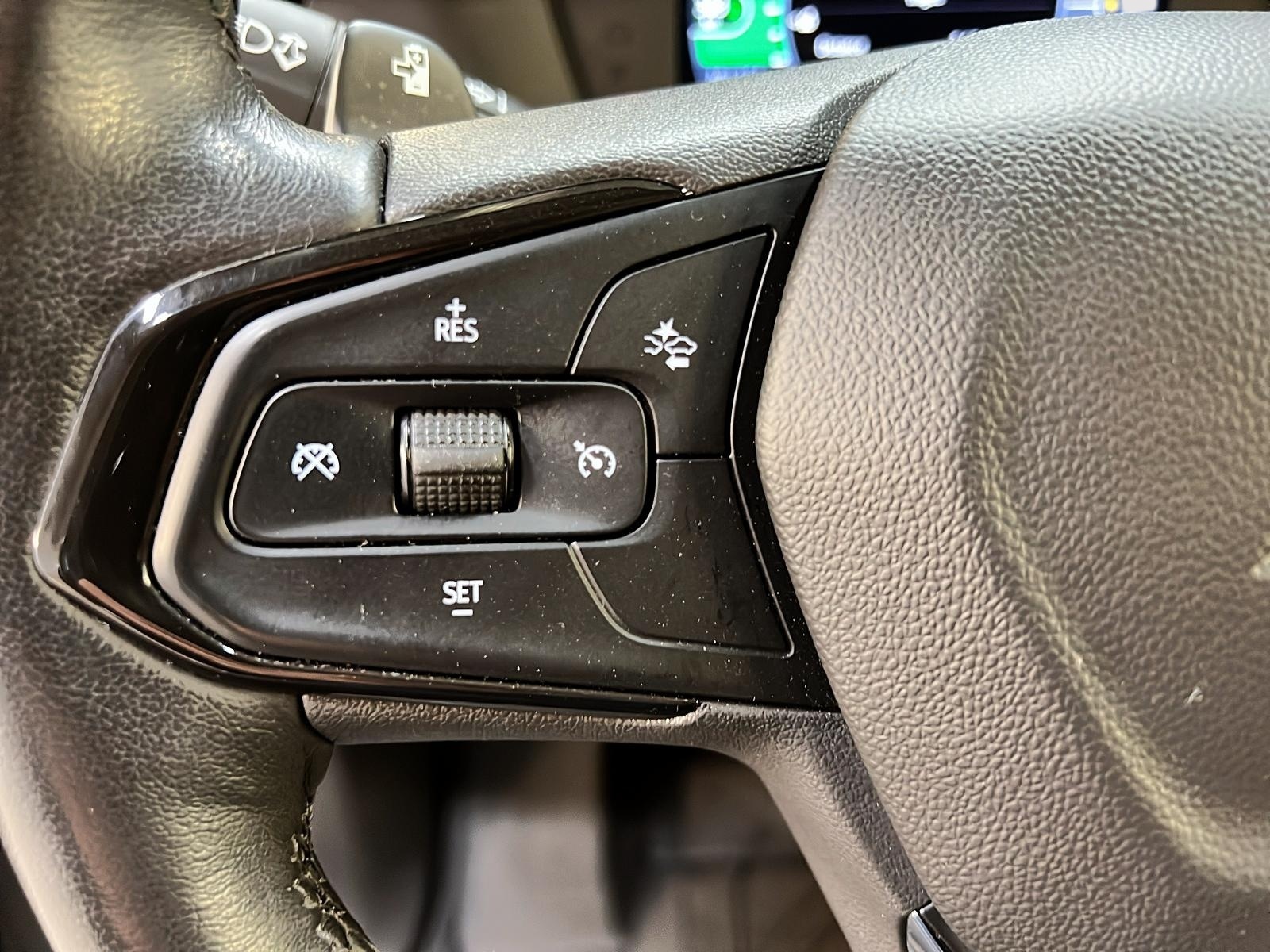Chevrolet Bolt EUV 2LT 2023 - image #19
