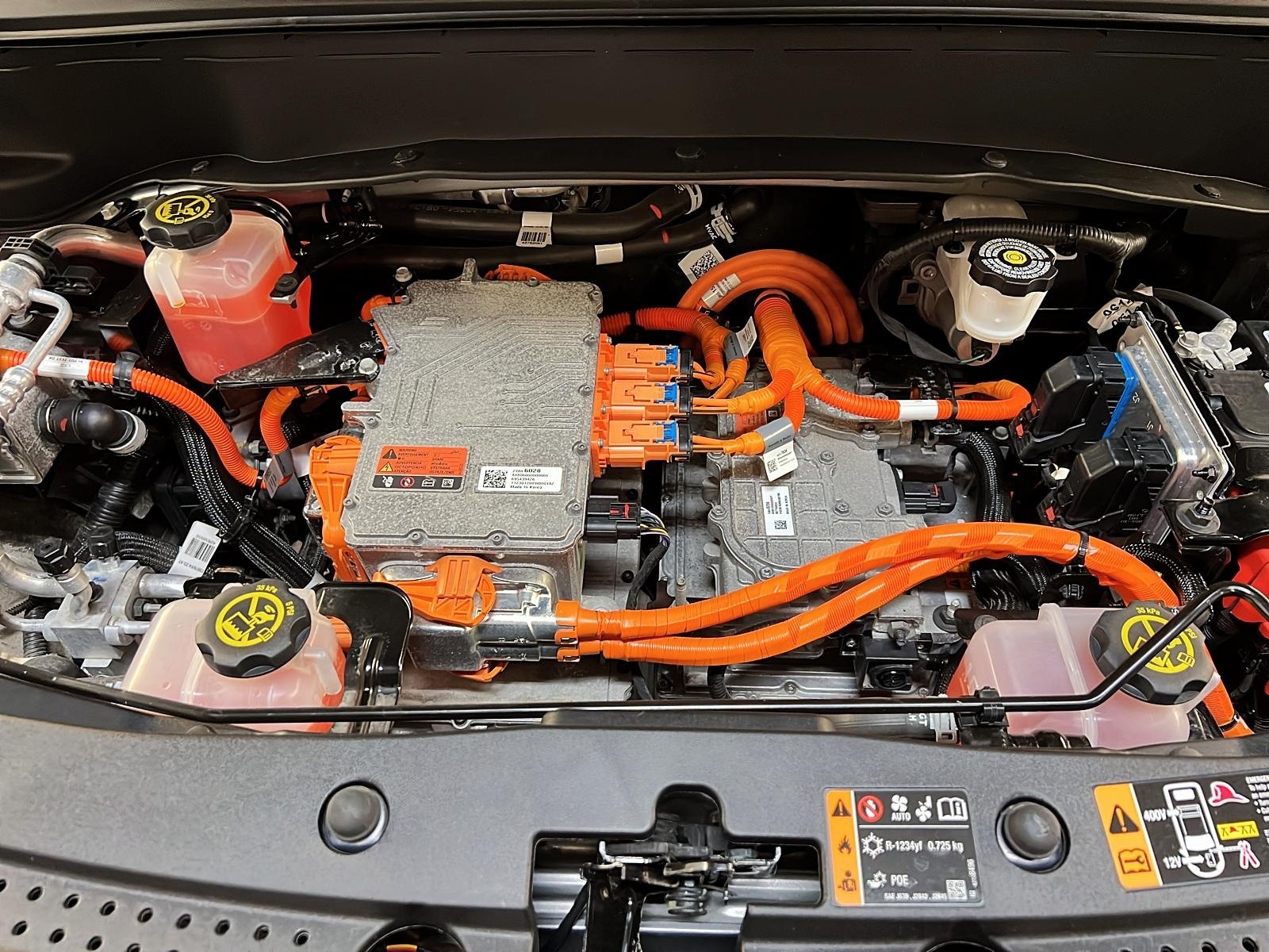 Chevrolet Bolt EUV 2LT 2023 - image #11