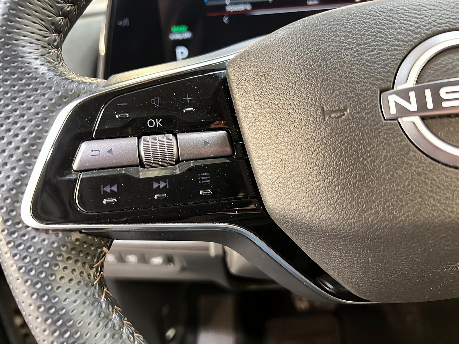 Nissan ARIYA PLATINUM + e-FORCE TOIT PANO NAV 4RM 2023 - image #23