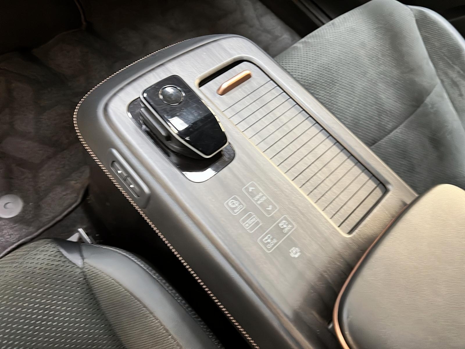 Nissan ARIYA PLATINUM + e-FORCE TOIT PANO NAV 4RM 2023 - image #16